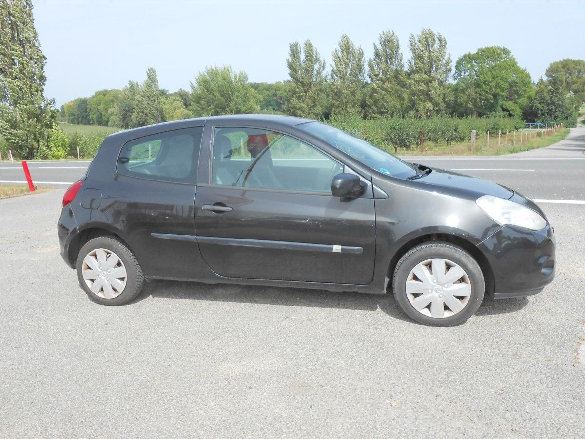 Renault Clio, 1,2 55 kW  Serviska - fotka 6