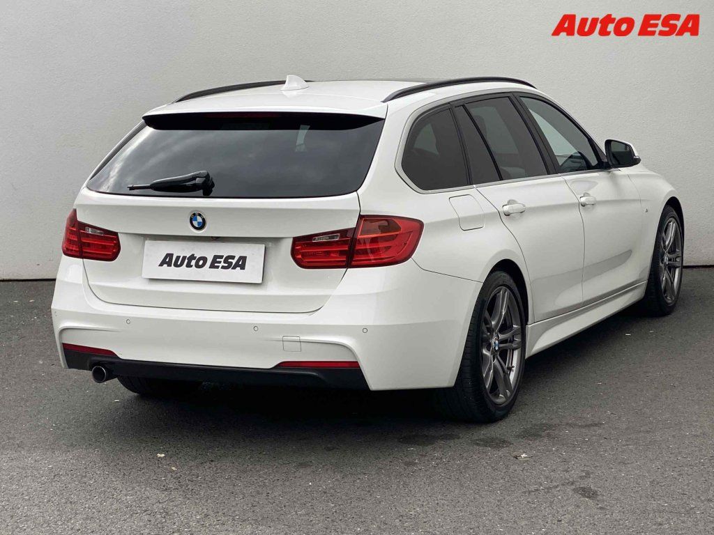 BMW Řada 3, 2.0D 318D - fotka 4