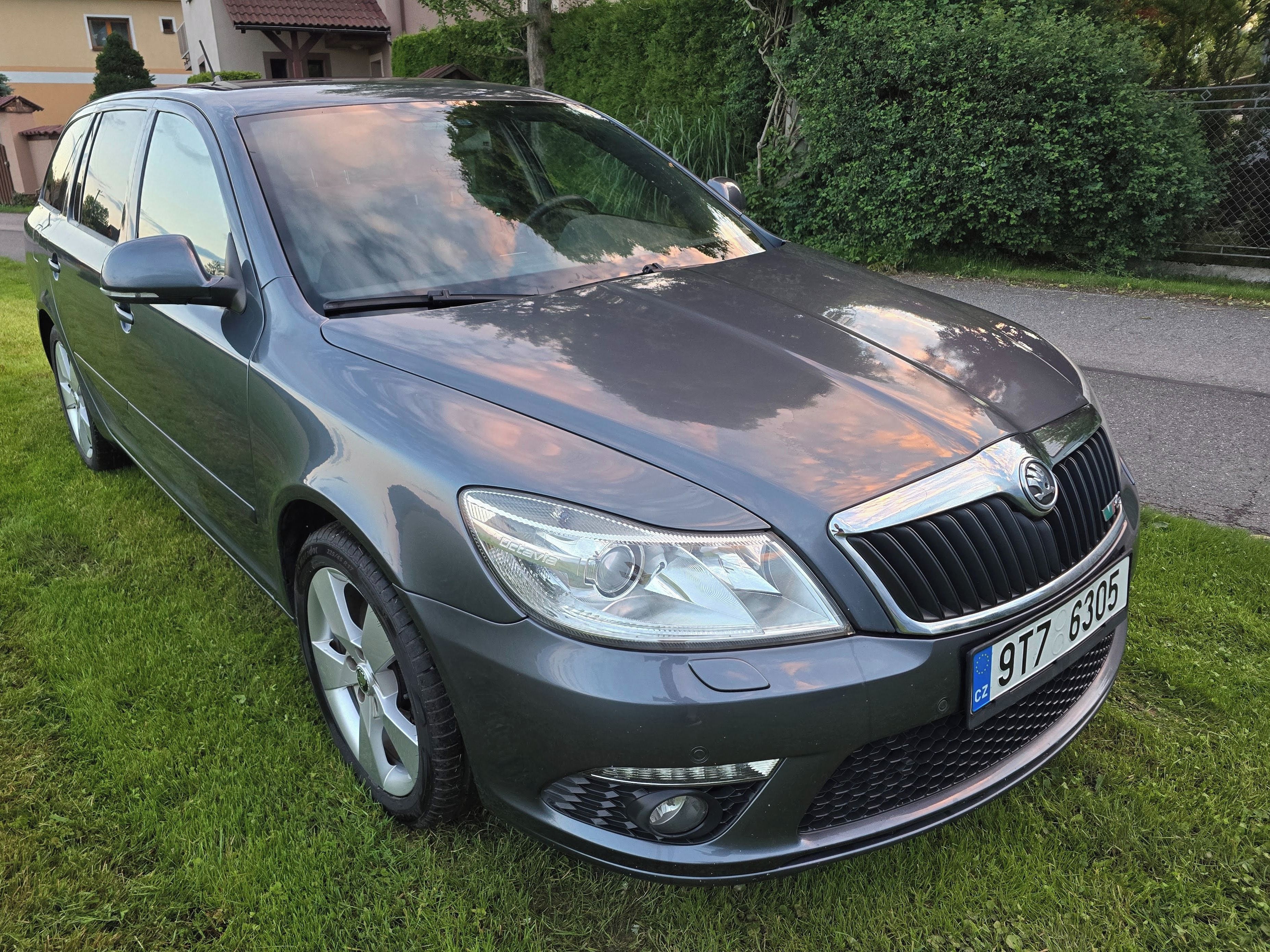 Škoda Octavia, Škoda Octavia RS combi 125kw - fotka 3