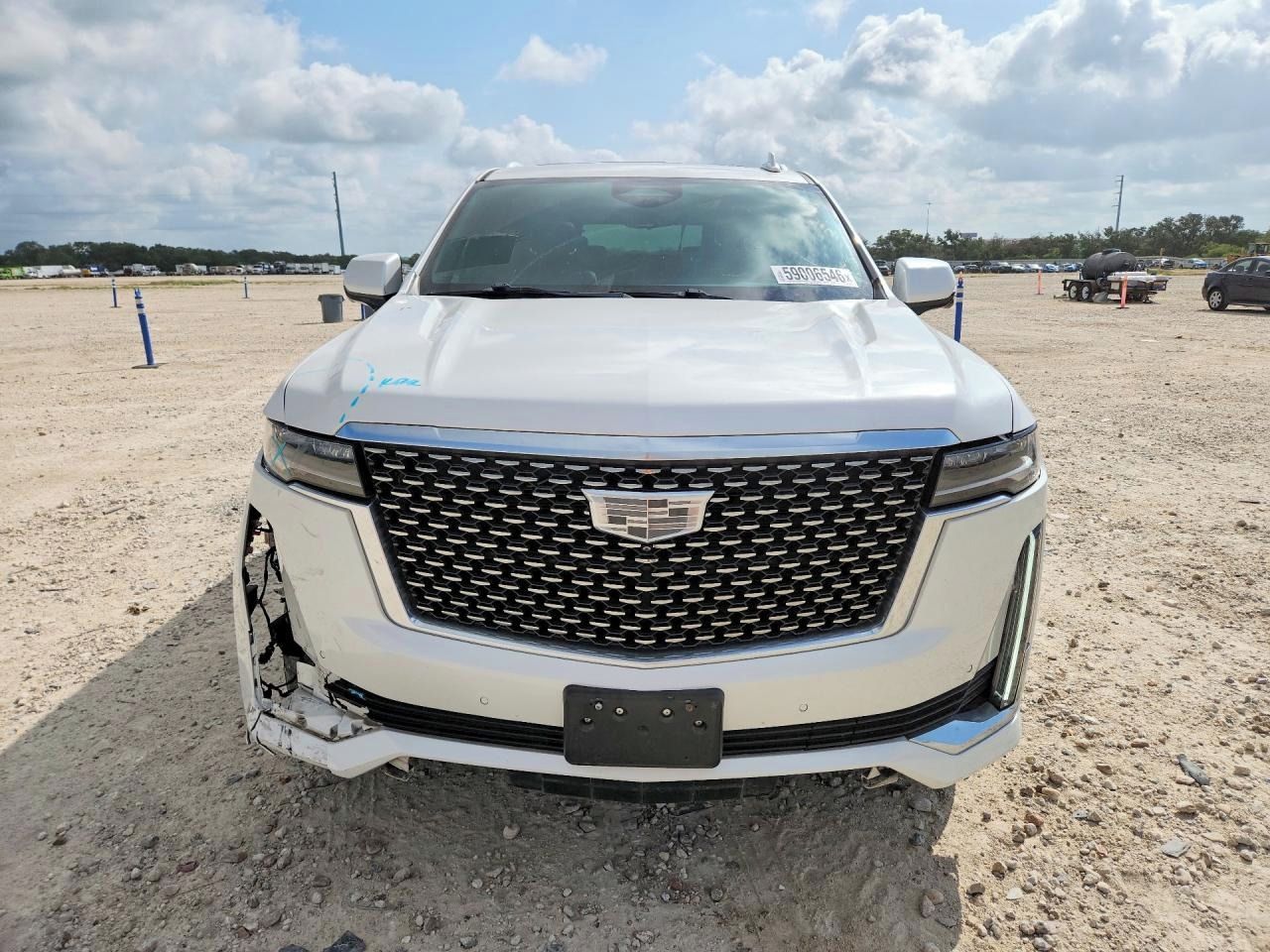 Cadillac Escalade, Auto na cestě - fotka 5