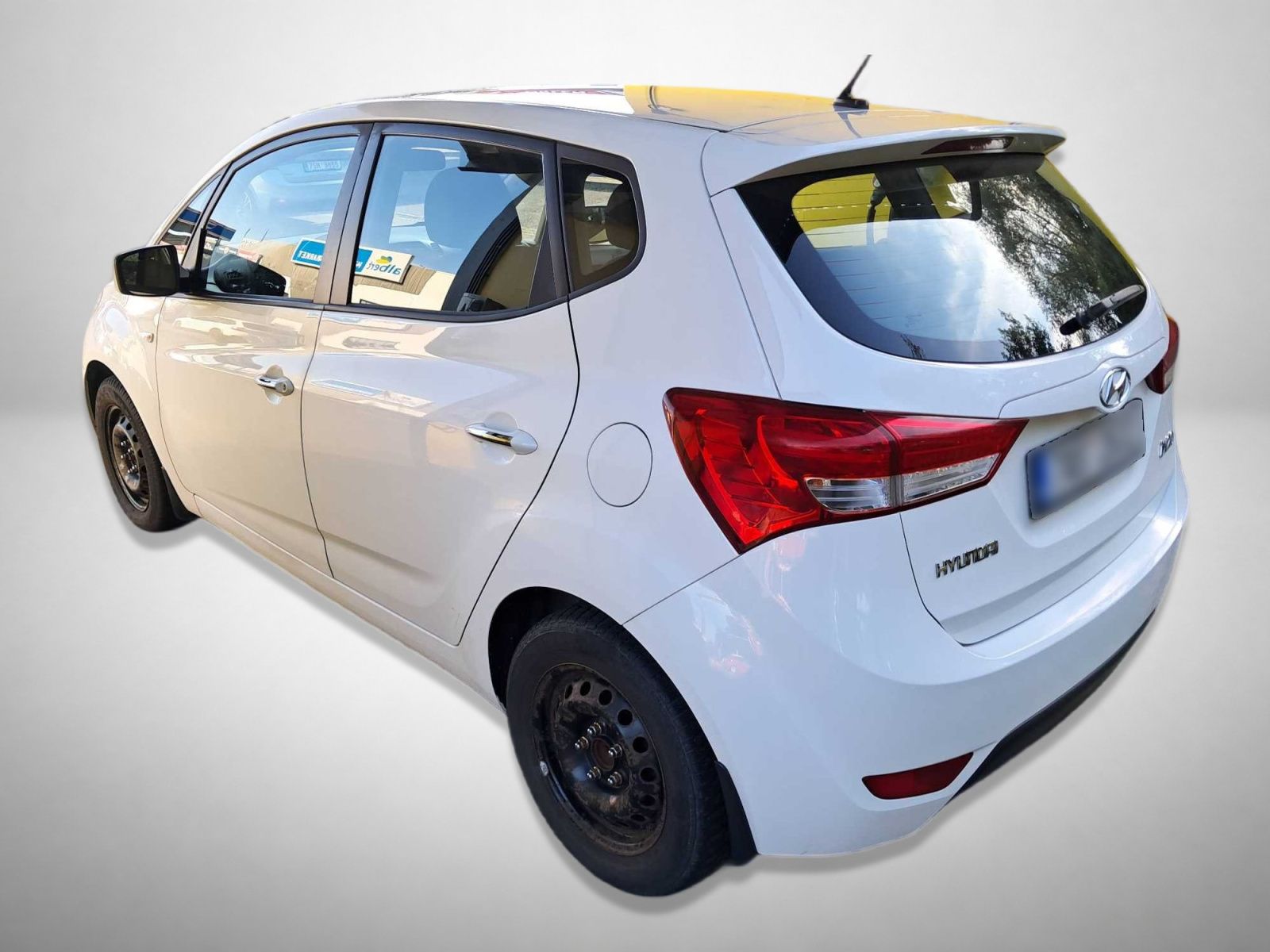 Hyundai ix20, 1.6 CVVT, Serv.kniha - fotka 2