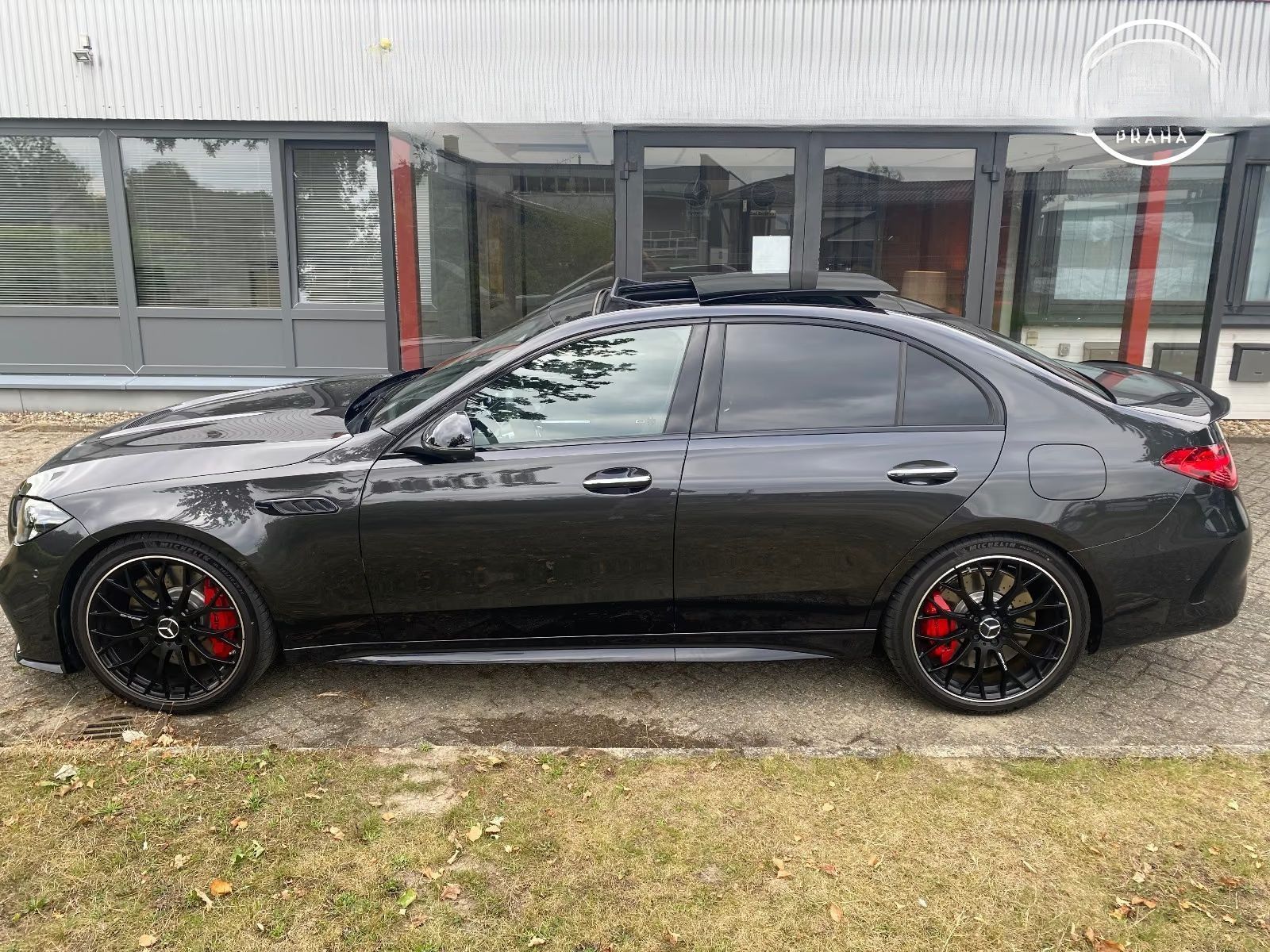 Mercedes-Benz Třídy C, C63 AMG 4MATIC*Special Edition - fotka 4