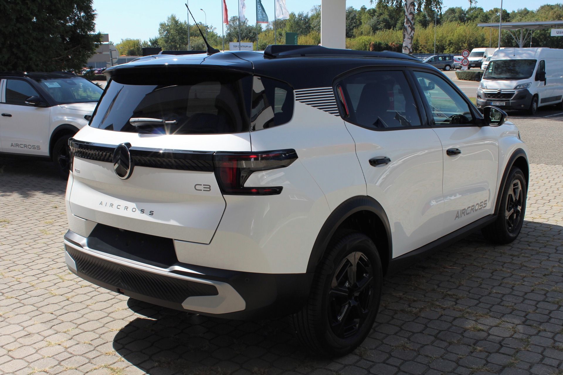 Citroën C3 Aircross, COLLECTION Hybrid 145k Automat - fotka 5