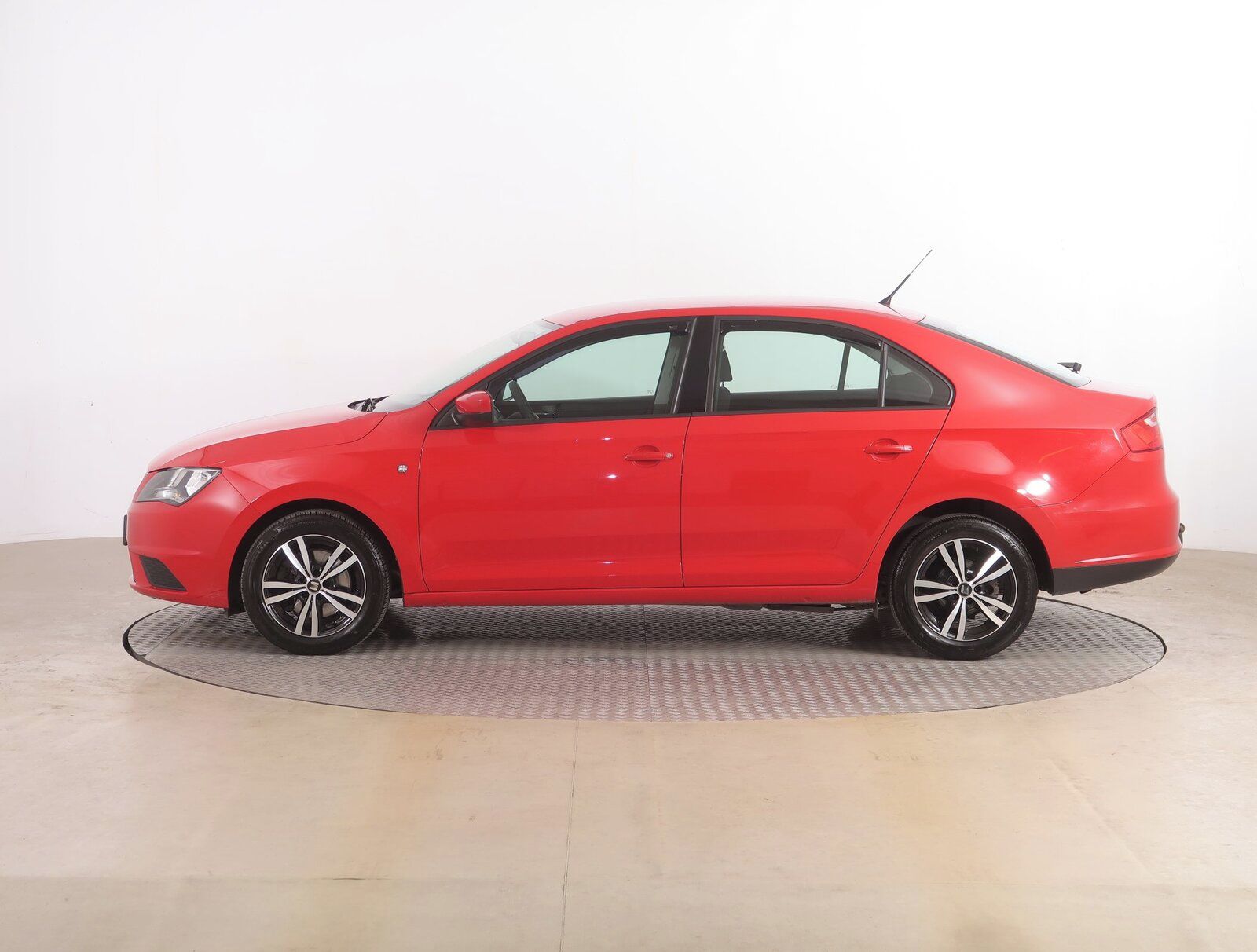 Seat Toledo, 1.2 TSI, Serv.kniha - fotka 3
