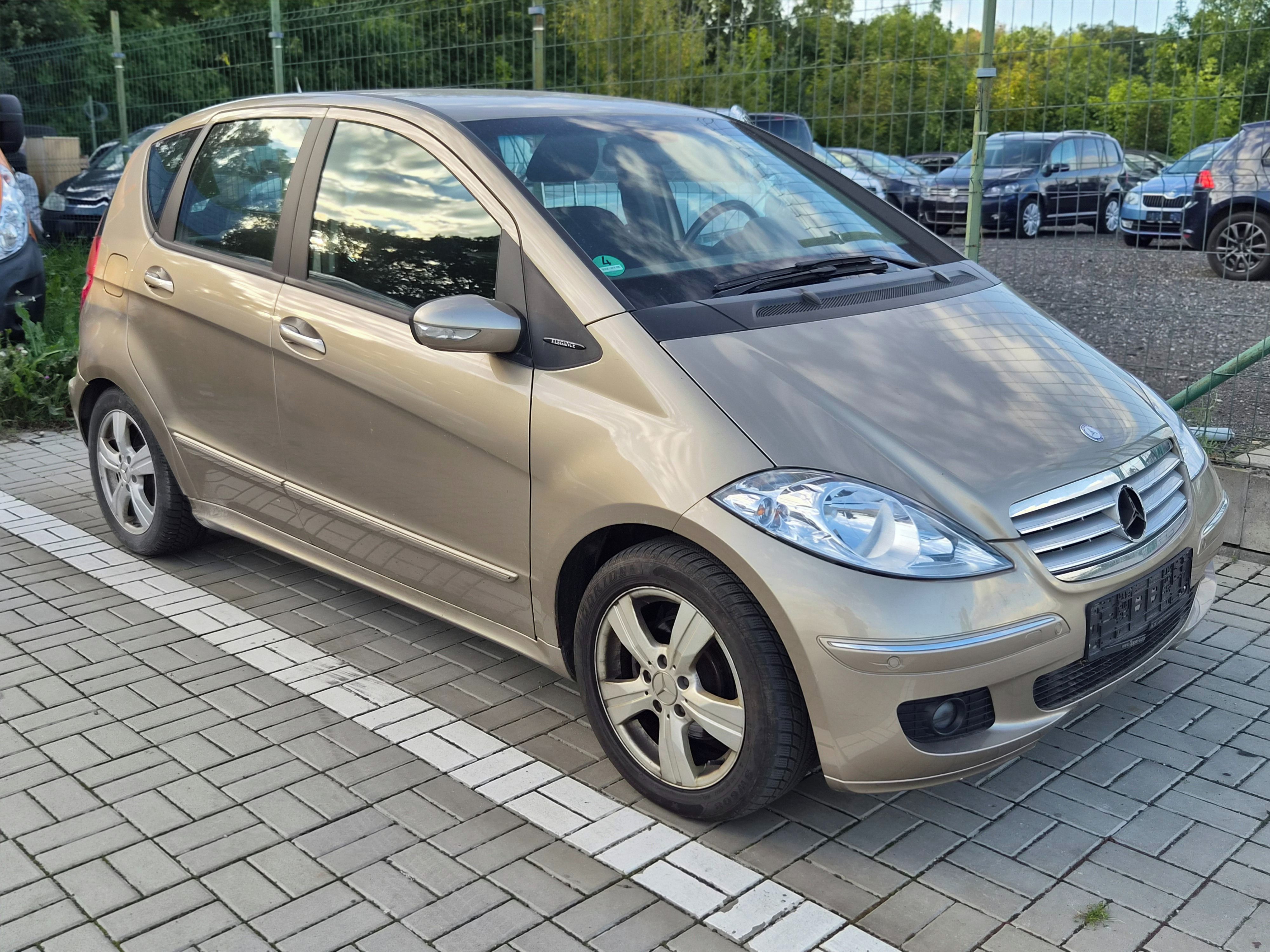 Mercedes-Benz Třídy A, 1.5i  AUTOMAT