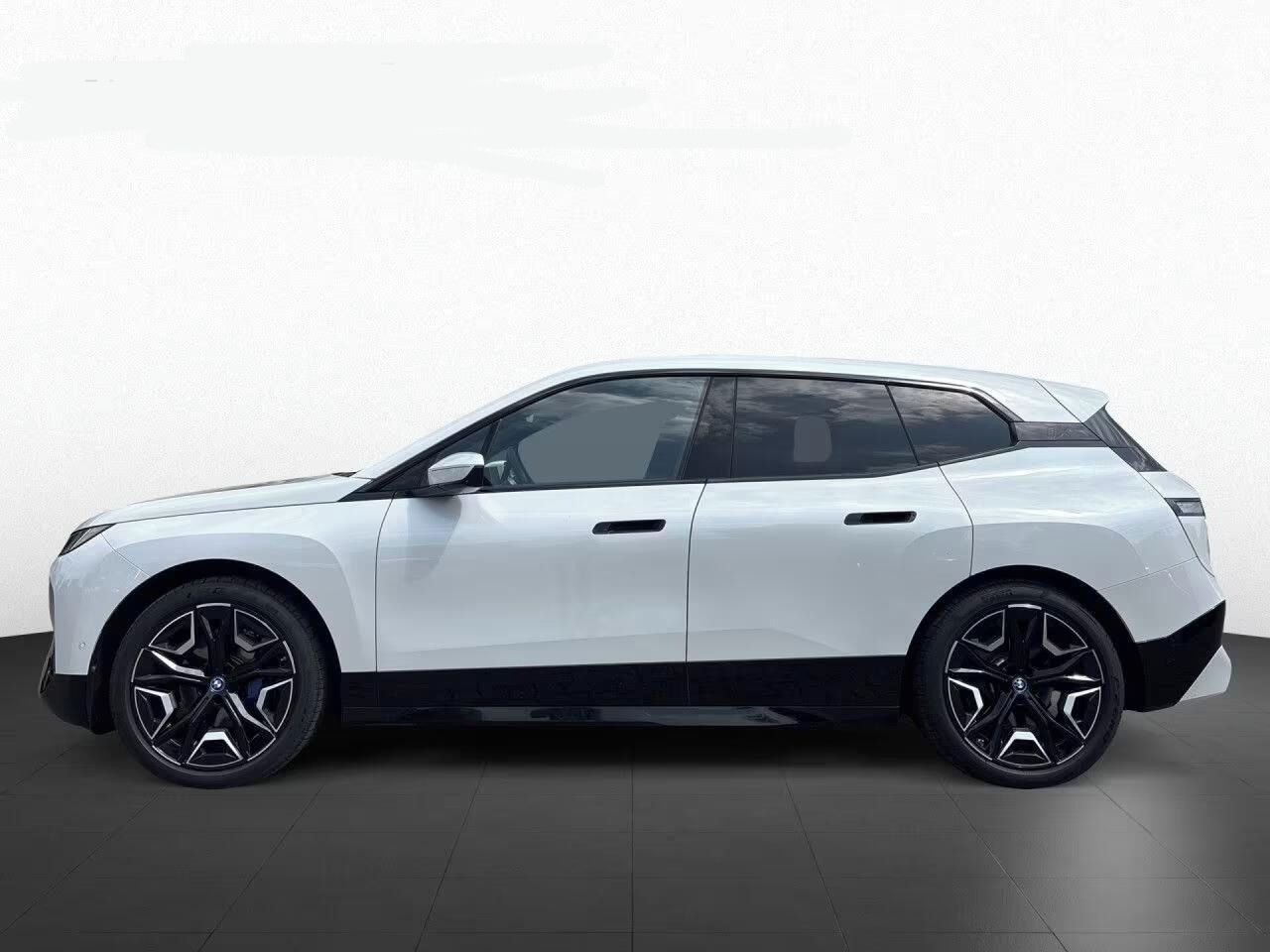 BMW iX, xDrive40 Sport SkyLounge*Kůže* - fotka 5