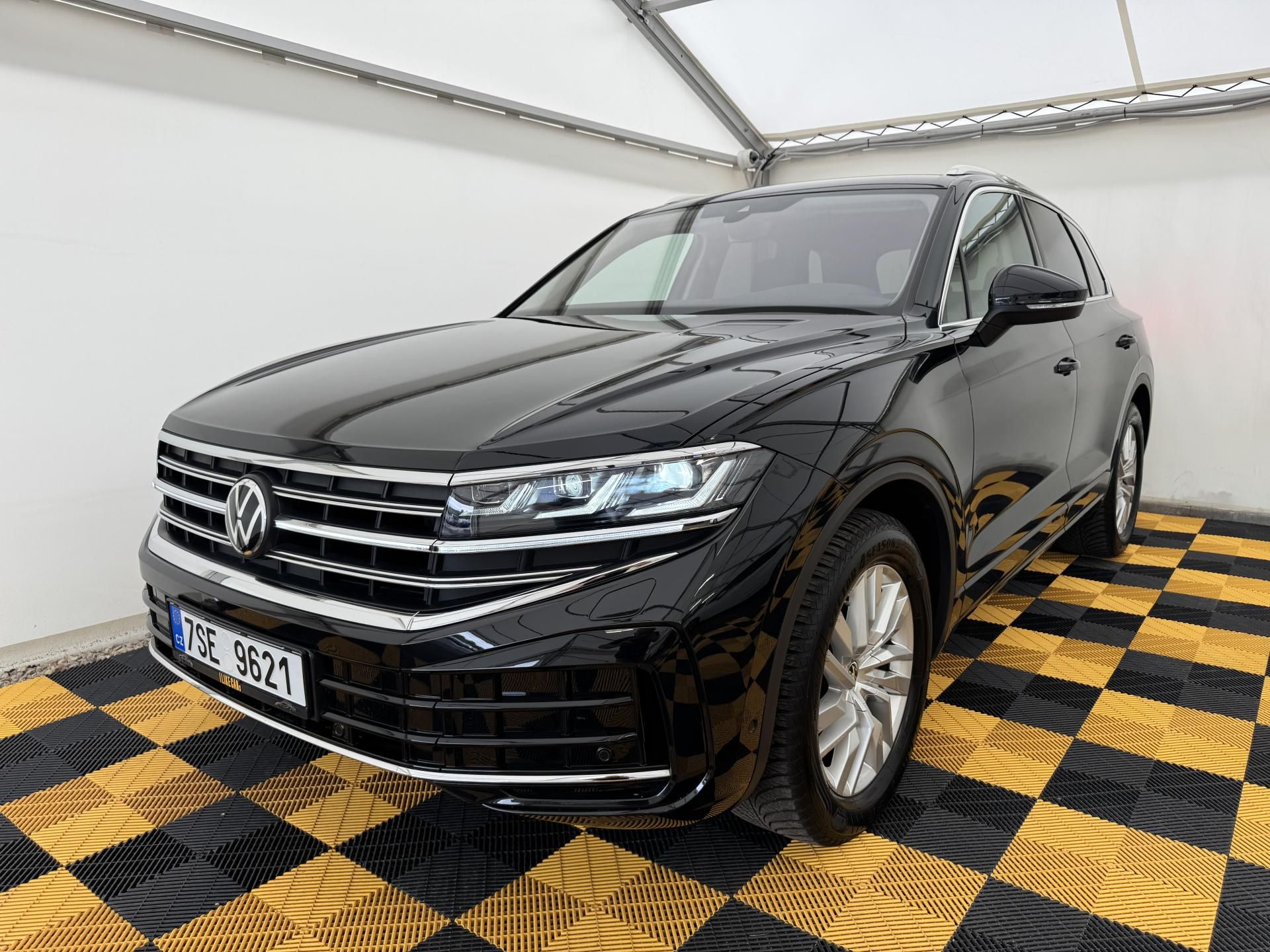 Volkswagen Touareg, 3.0Tdi*1-MAJ*DPH*ELEGANCE* - fotka 2
