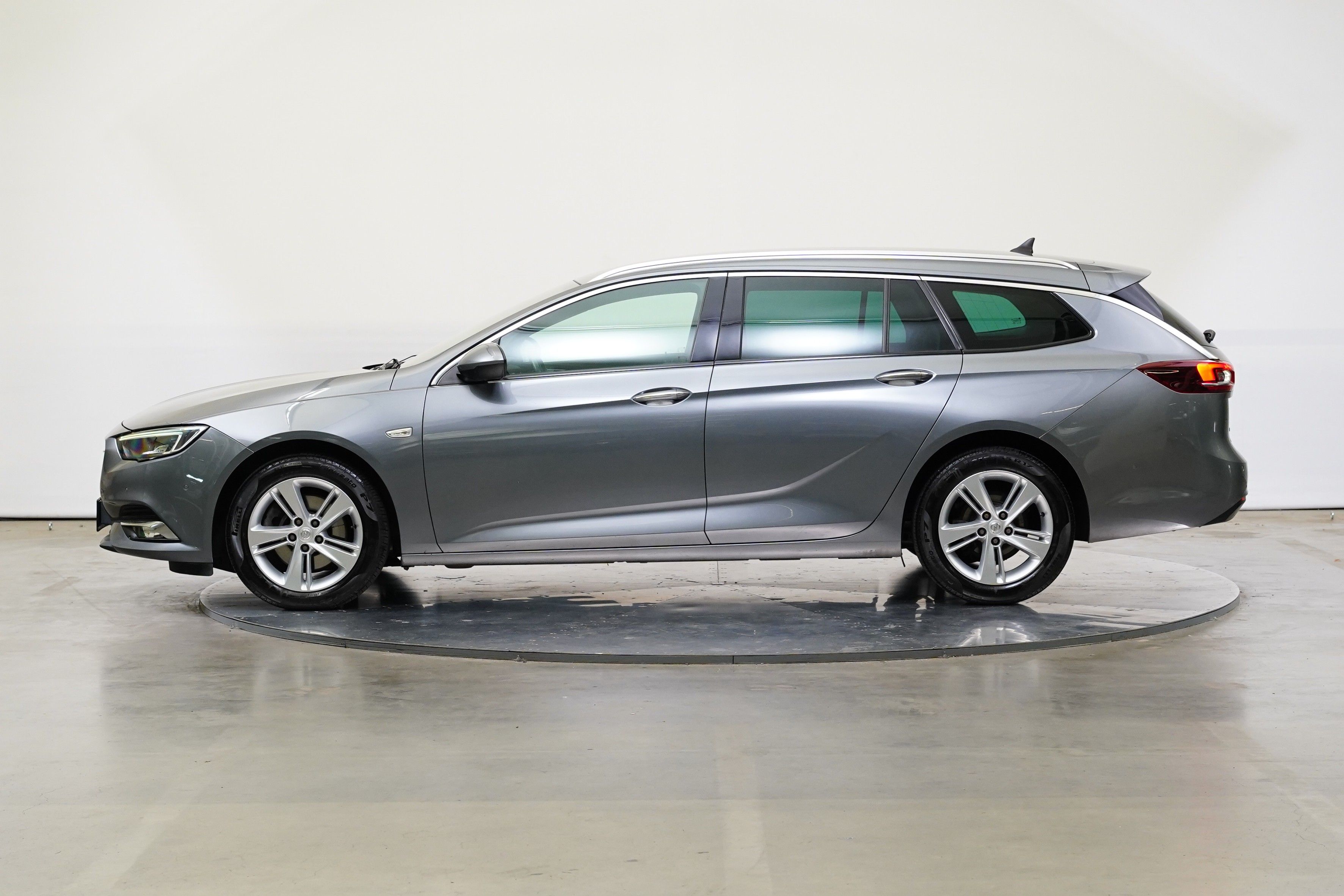 Opel Insignia, 2.0 CDTI 125 kW Business - fotka 3