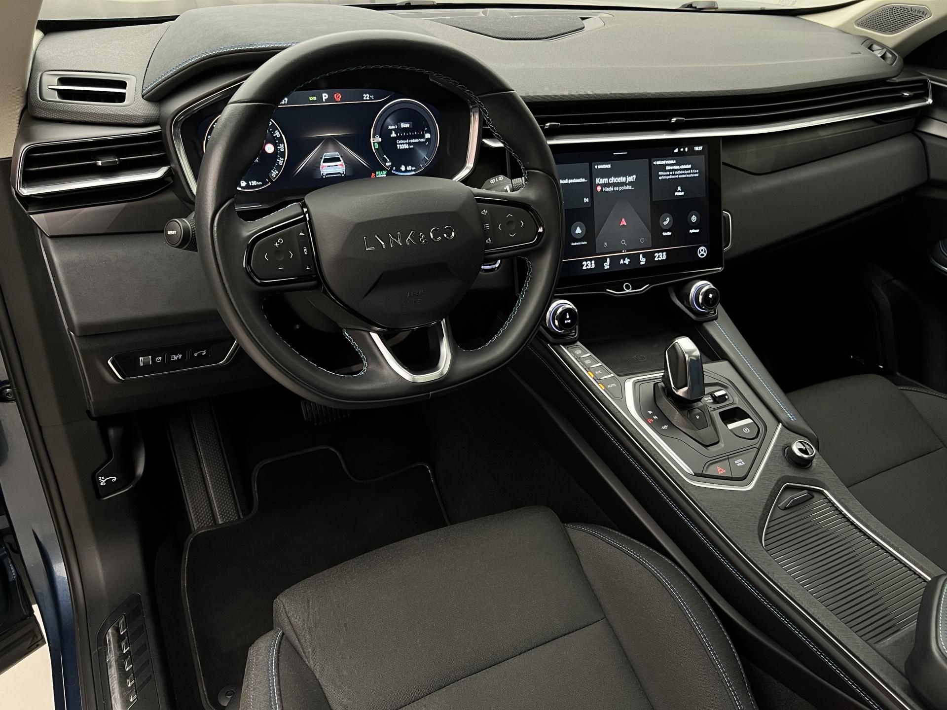 Lynk & Co 01, PHEV AUT - fotka 4