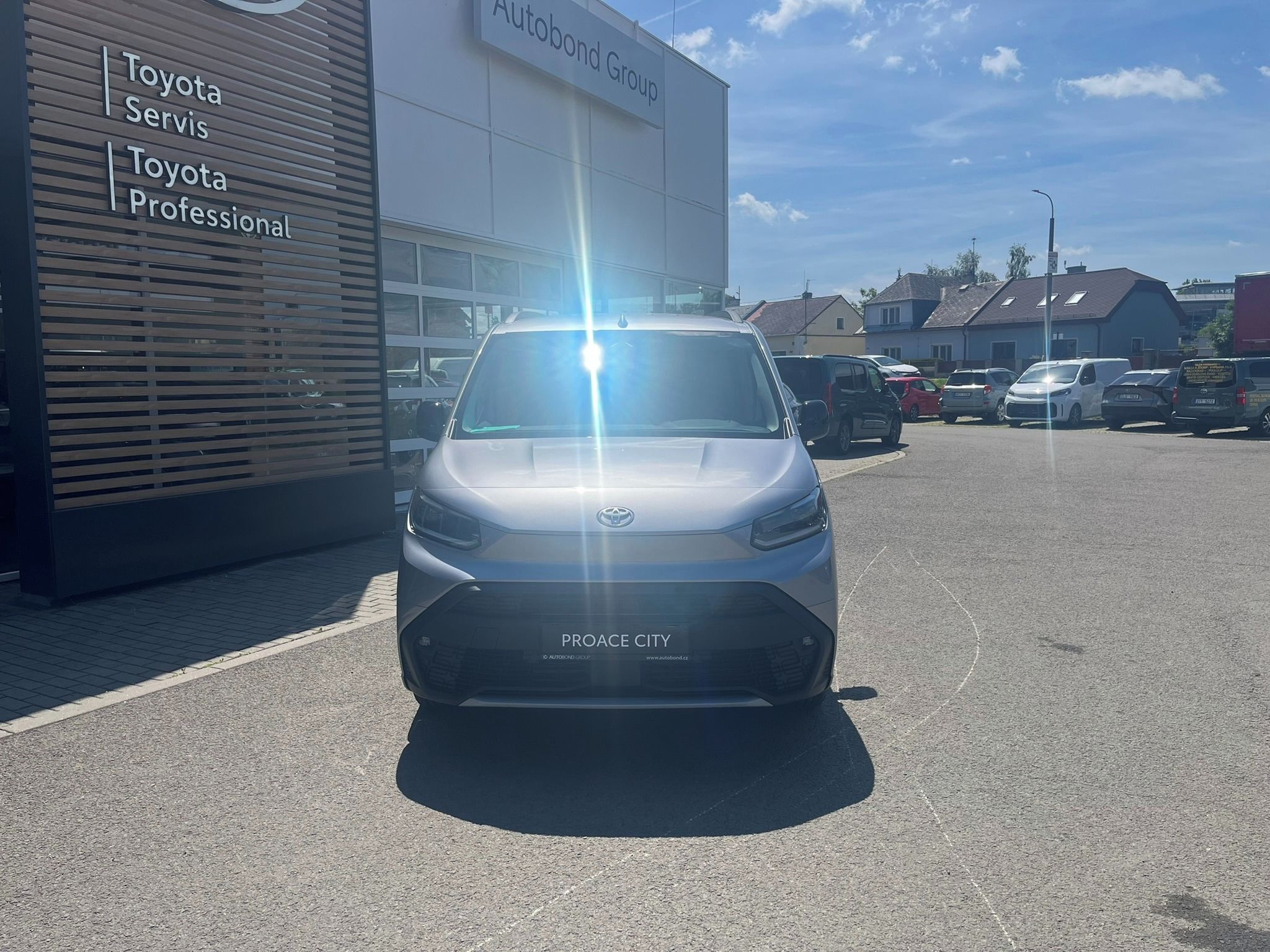 Toyota Proace City Verso, 1.5L VIP 7s TAŽNÉ - fotka 2