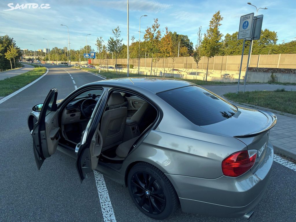BMW 330 2007 from Czech Republic
