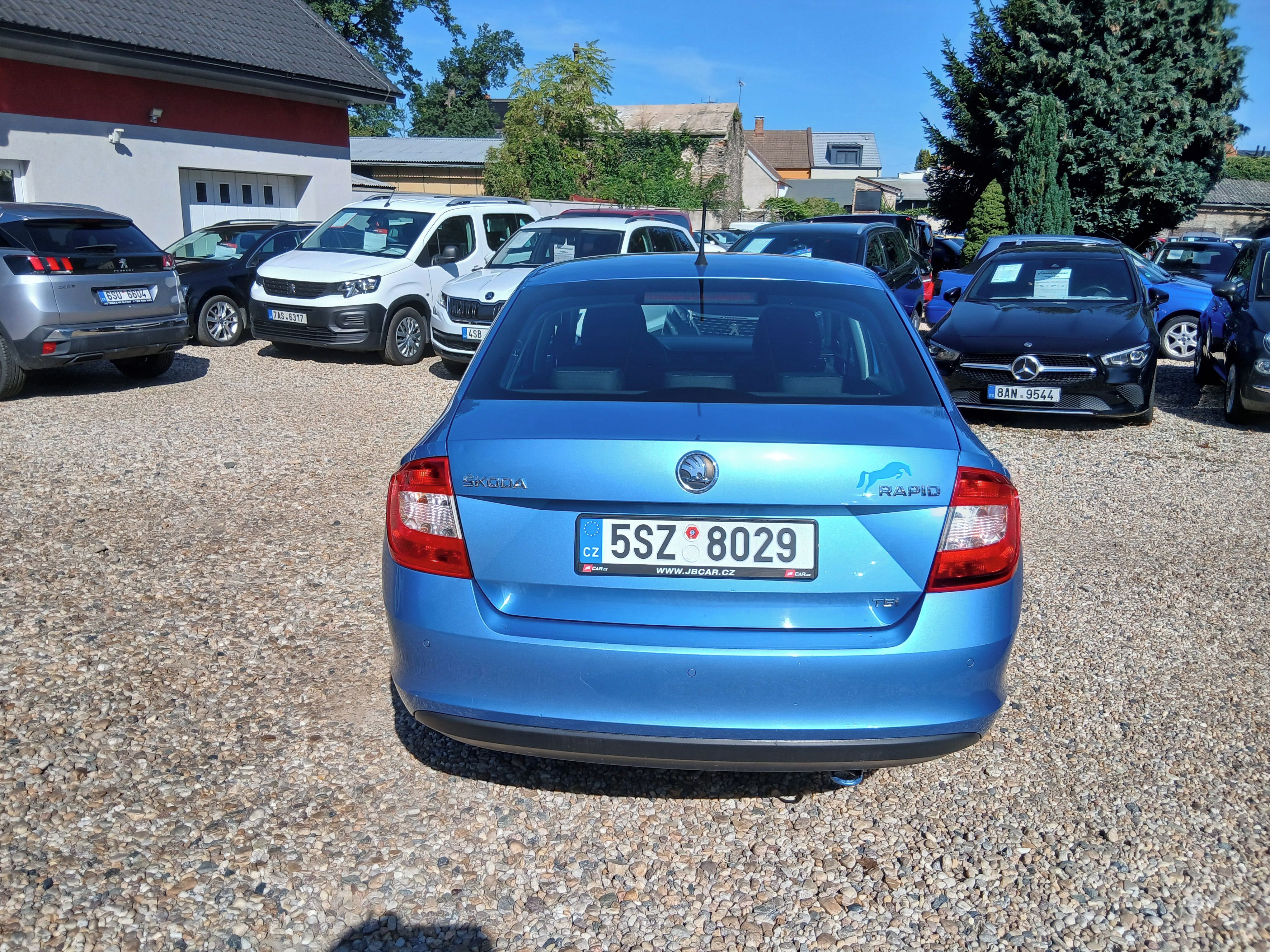 Škoda Rapid, 1.2 TSi 63KW Ambi +Zim. kola - fotka 6