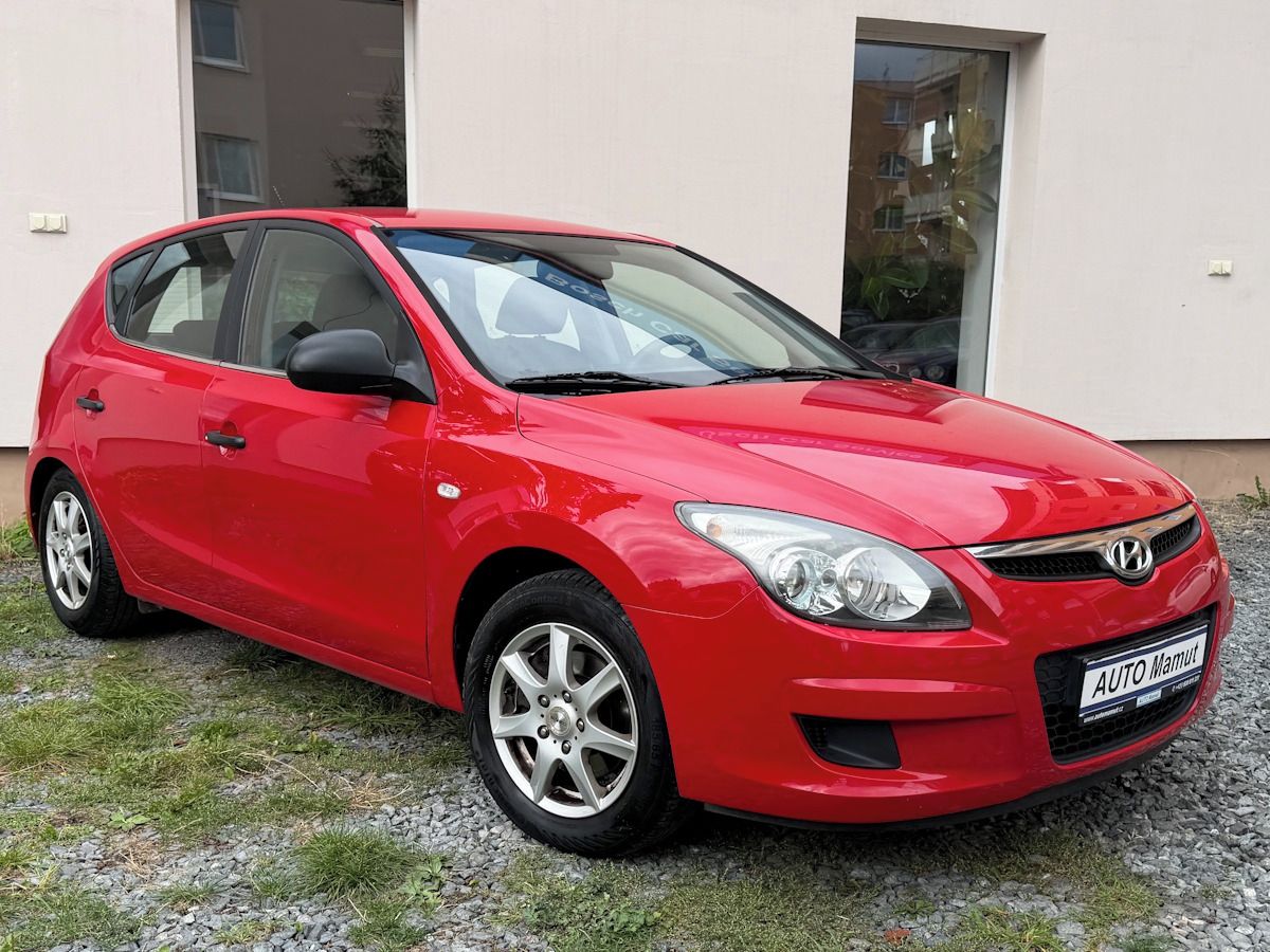 Hyundai i30, 1.4 16v 80kW, LPG, pěkná - fotka 2