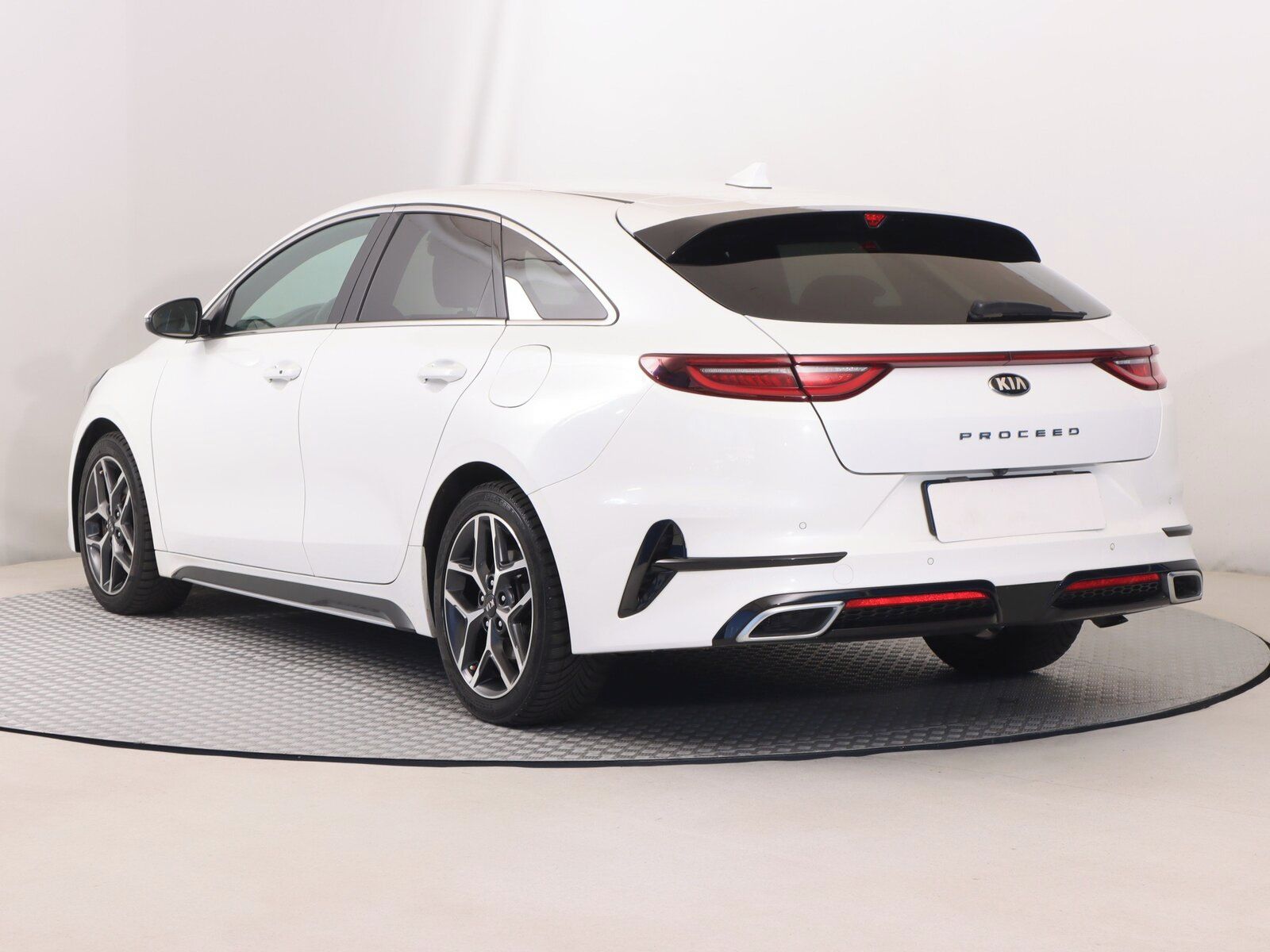 Kia ProCeed, 1.5 T-GDI, Automat, Serv.kniha - fotka 4
