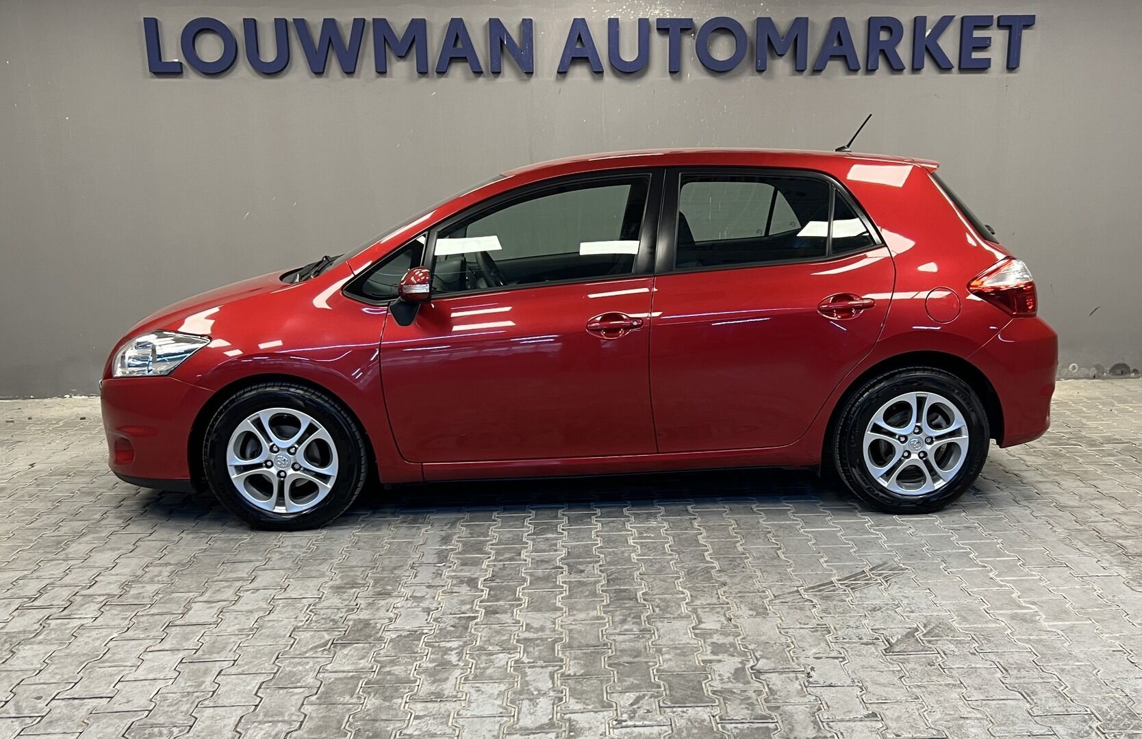 Toyota Auris, 1,6 VVTi Luna - fotka 3