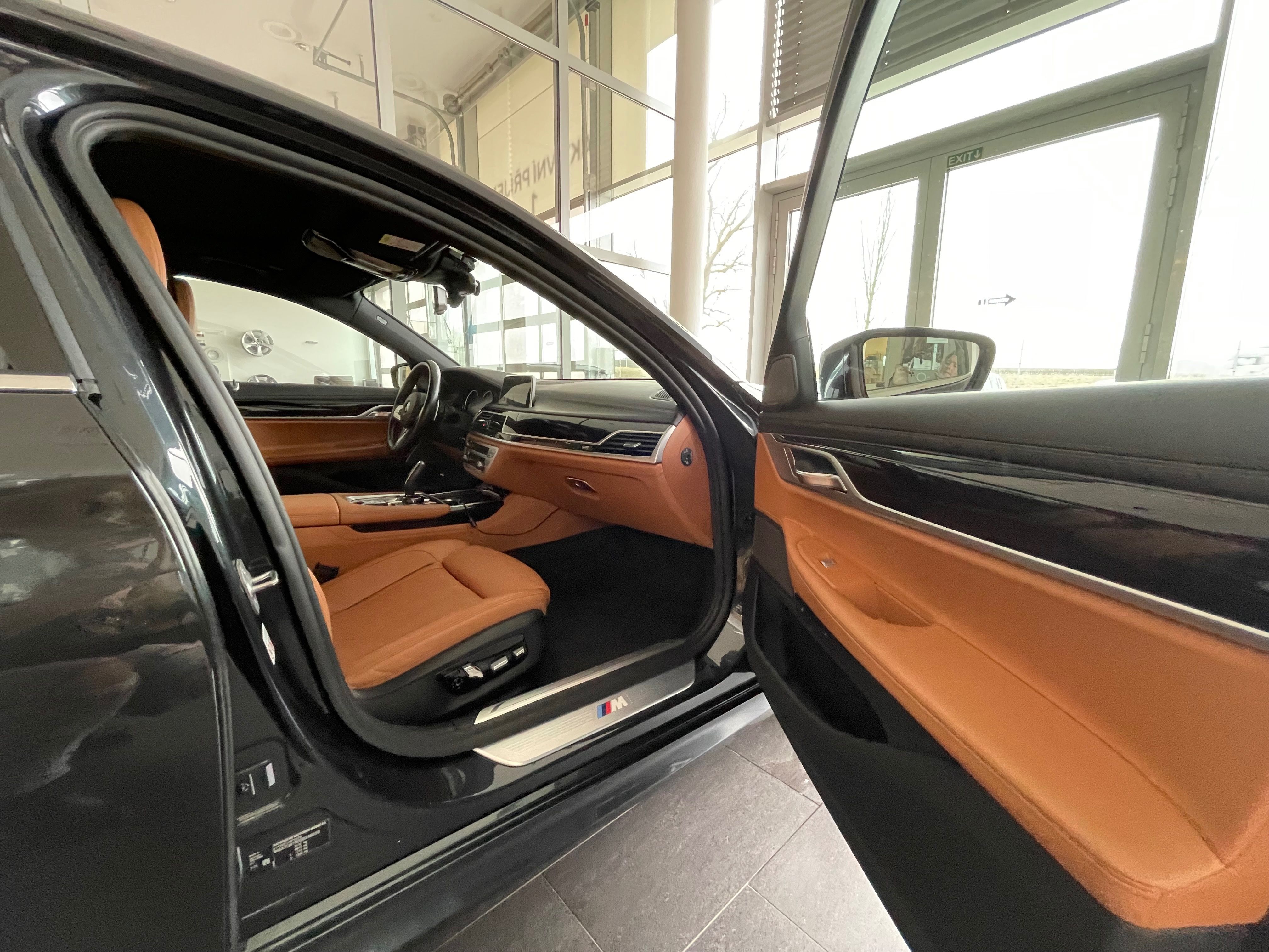 BMW Řada 7, BMW 740Ld xDrive - fotka 6
