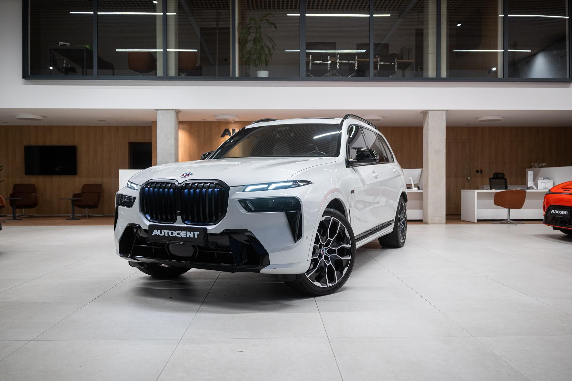 BMW X7, 40D 250KW M-SPORT MASÁŽE TAŽNÉ