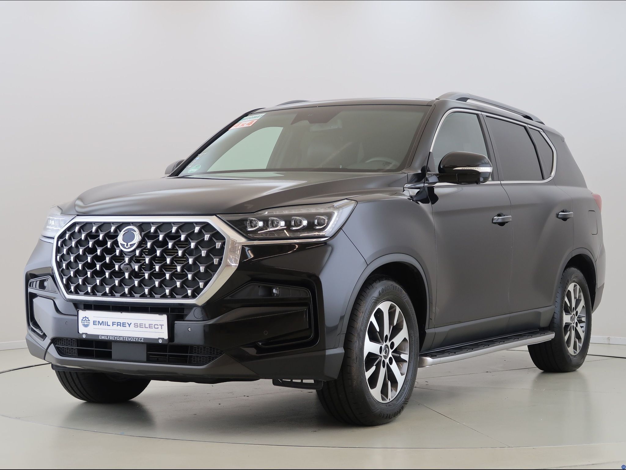 SsangYong Rexton, 2.2e-XDi,AT,4x4,CZ,Executive