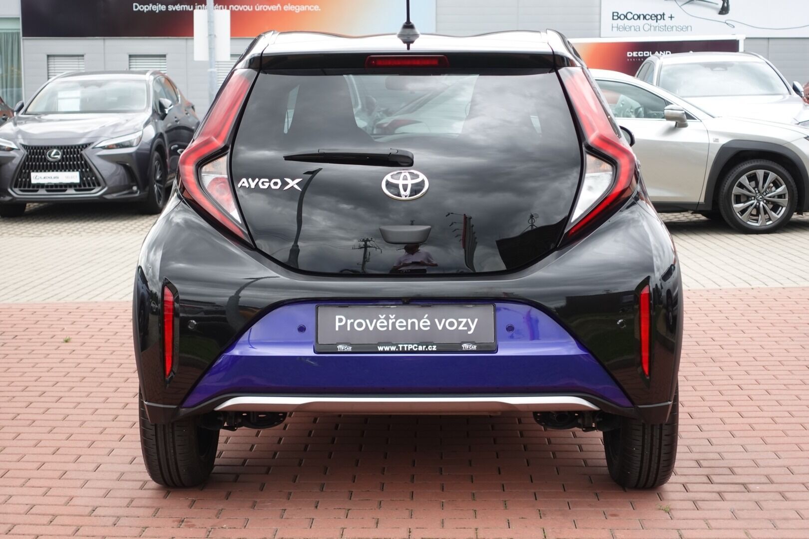 Toyota Aygo, 1.0L - 1 CVT Executive - fotka 5