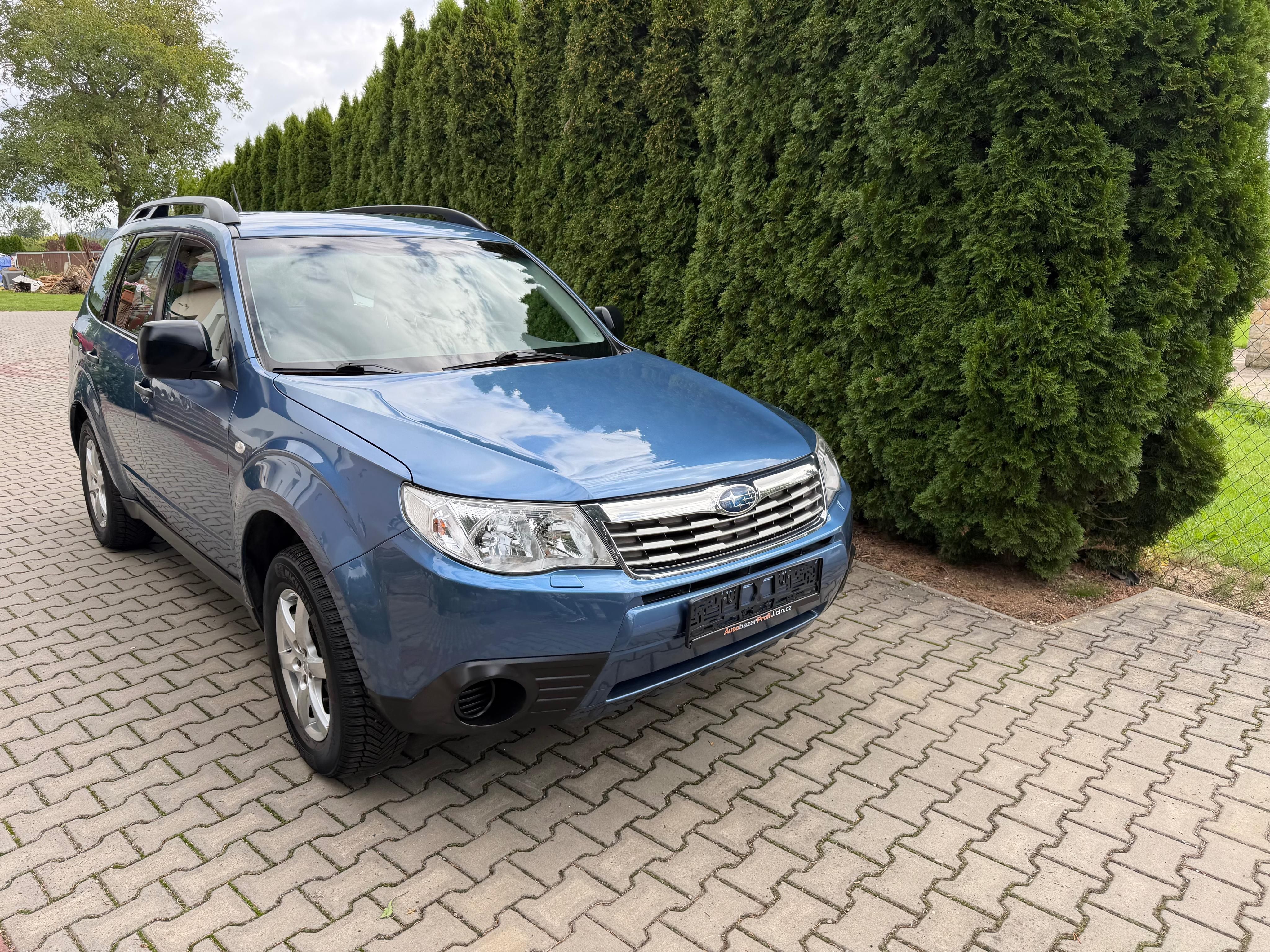 Subaru Forester, 2,0i /110 Kw 4x4 , 1 Majitel - fotka 3
