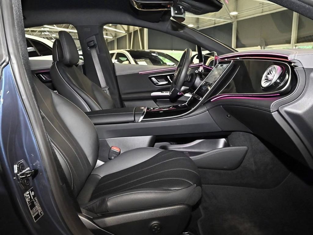 Mercedes-Benz EQE, 300 Edition Electric Art*Kůže* - fotka 5