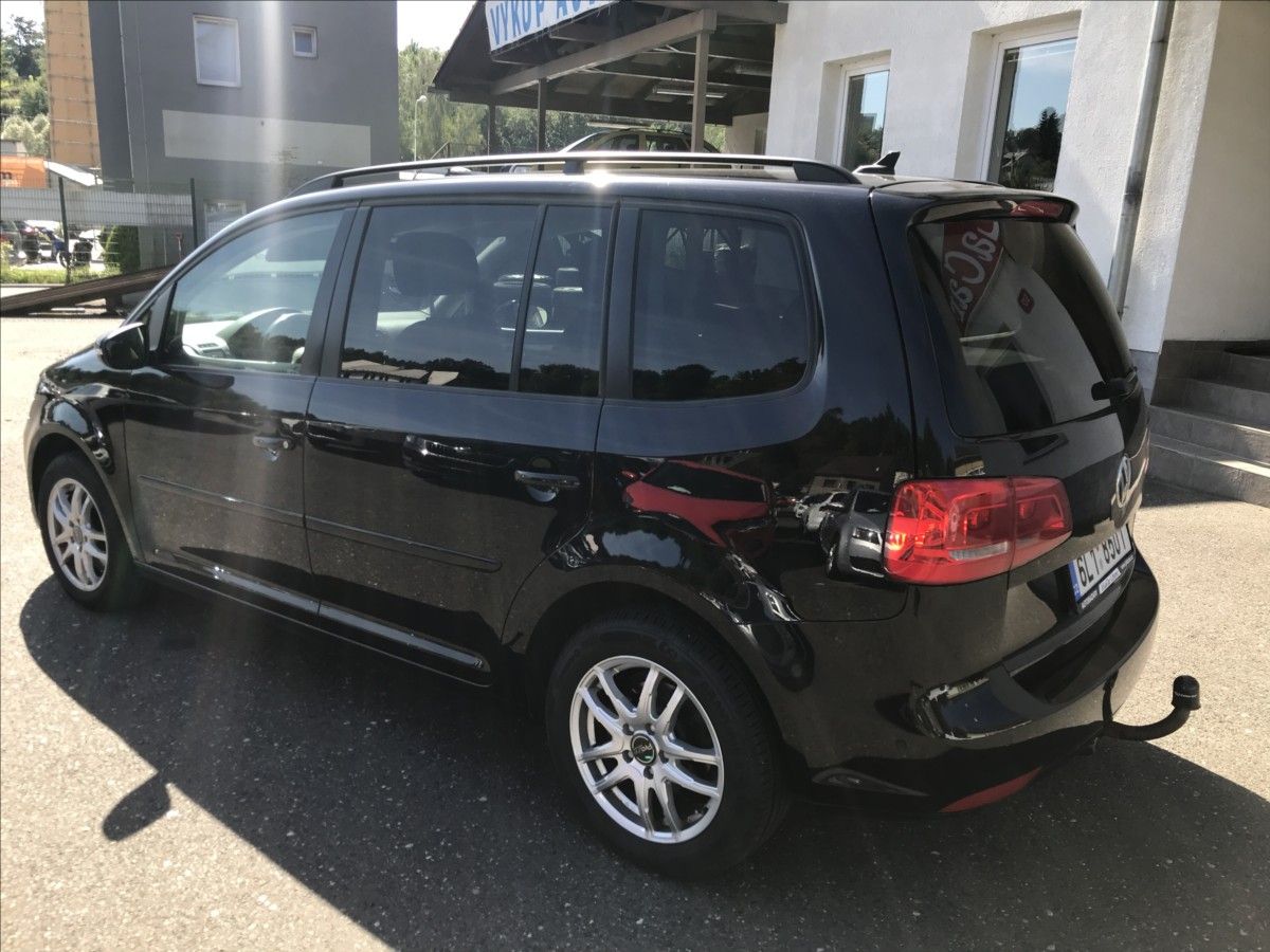 Volkswagen Touran, 1,4 TSi 103kW - fotka 6