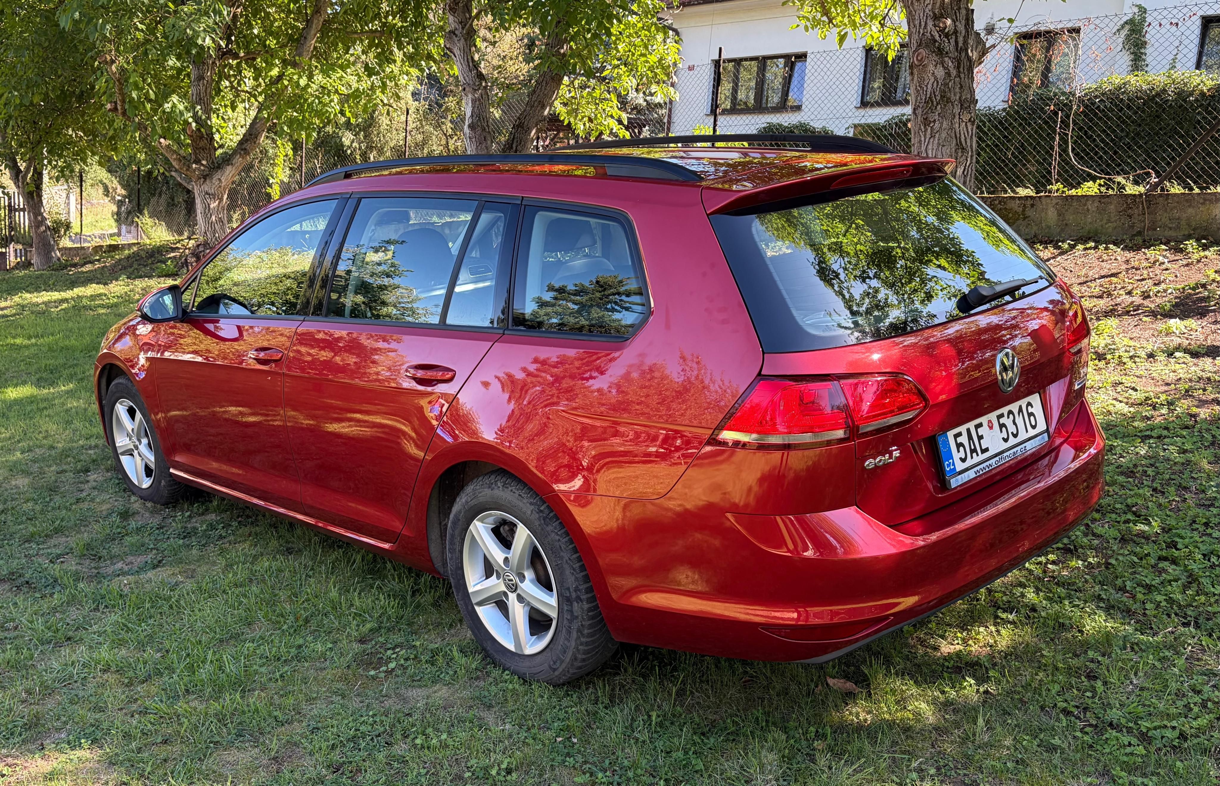 Volkswagen Golf, 1.2 tsi kombi ČR 2016 - fotka 2