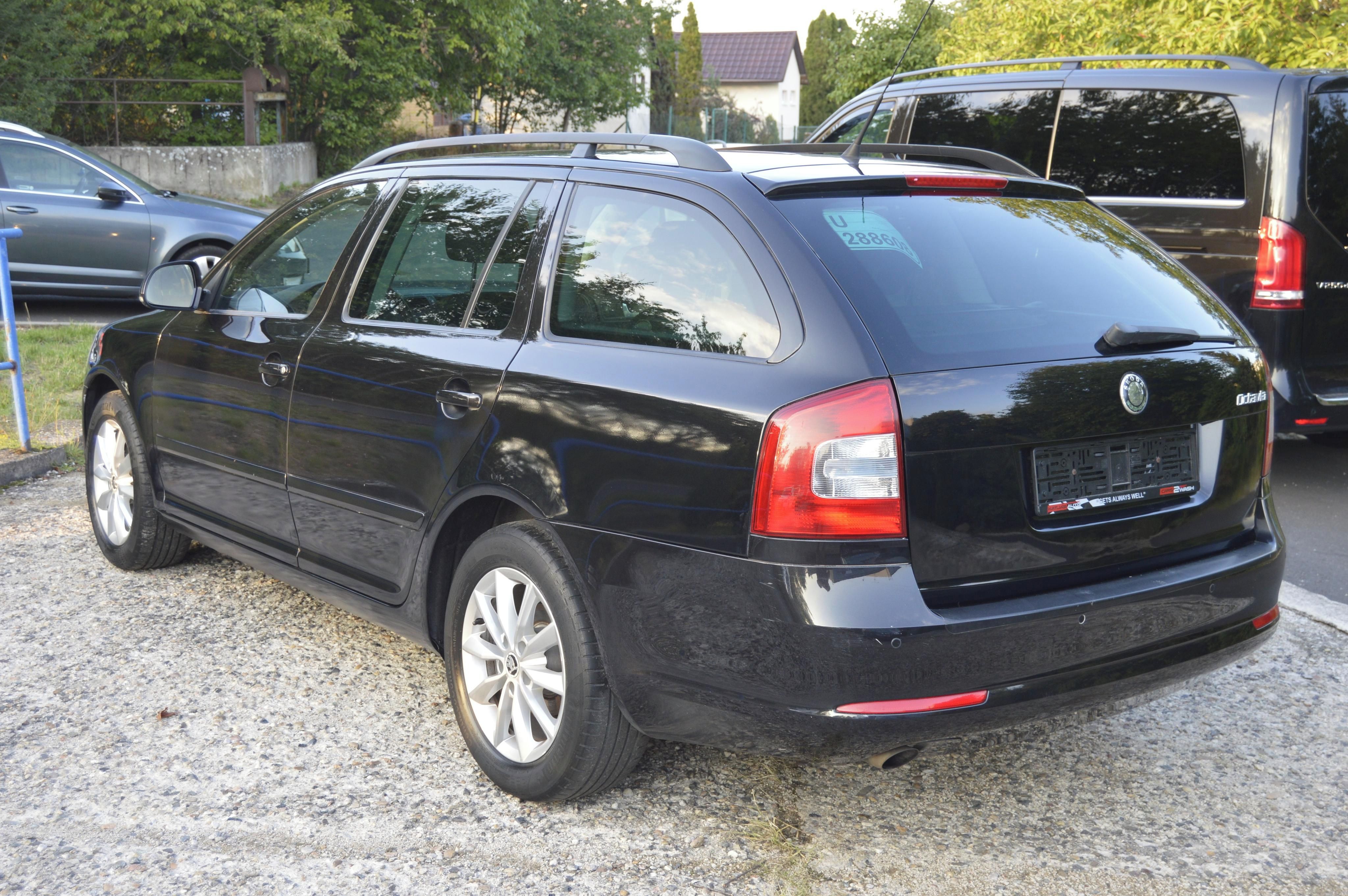 Škoda Octavia, 1.6 TDI 77 KW KLIMA-LITÁ KOLA - fotka 4