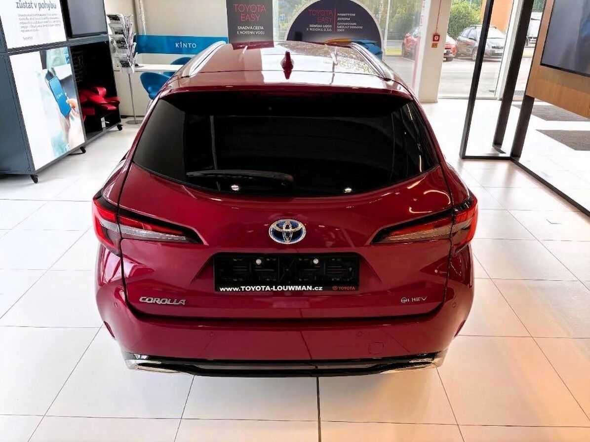 Toyota Corolla, 1,8   TS Style HEV - fotka 6