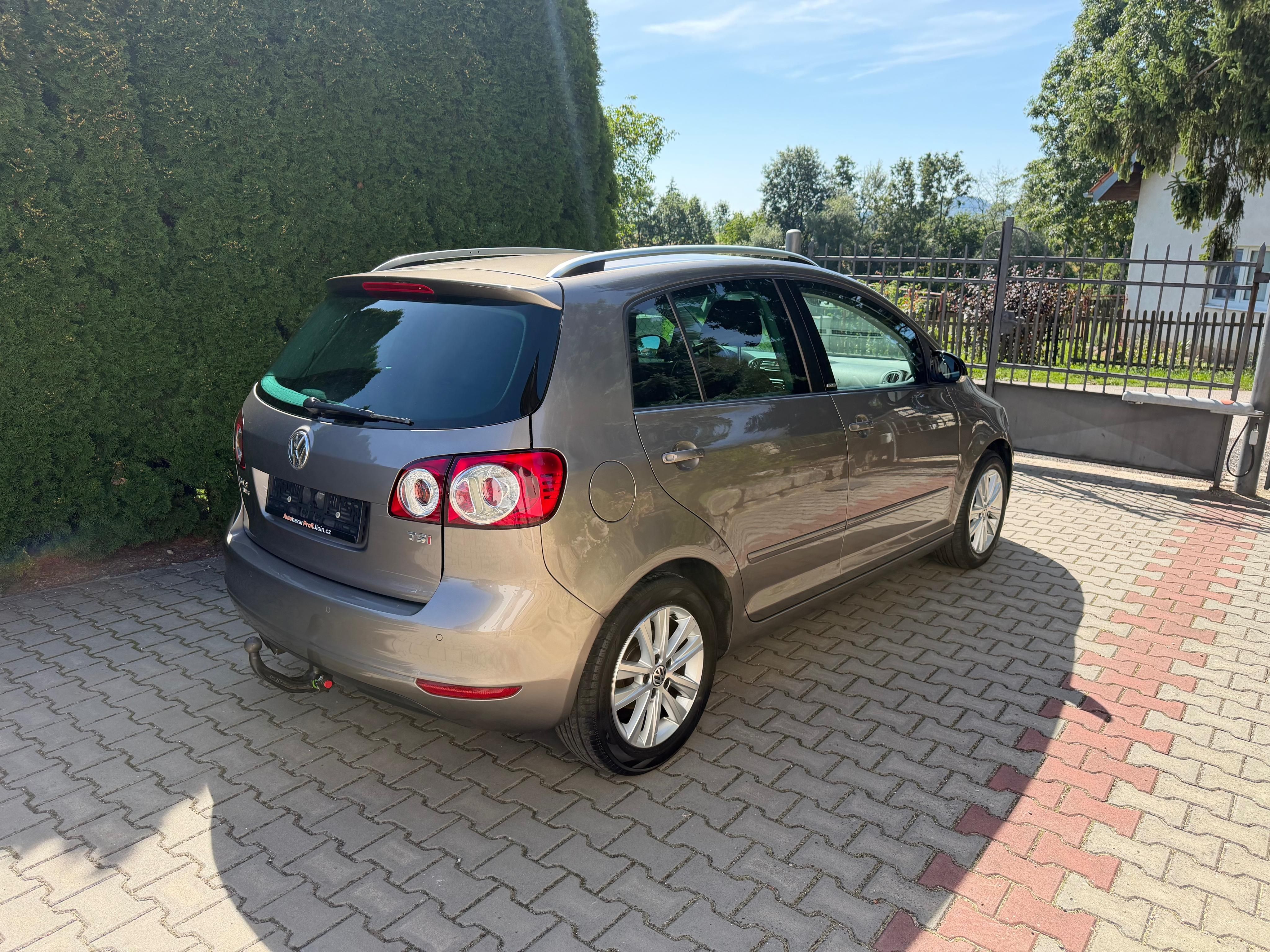 Volkswagen Golf Plus, 1,4TSi/90 kw serviska 1 Majite - fotka 4