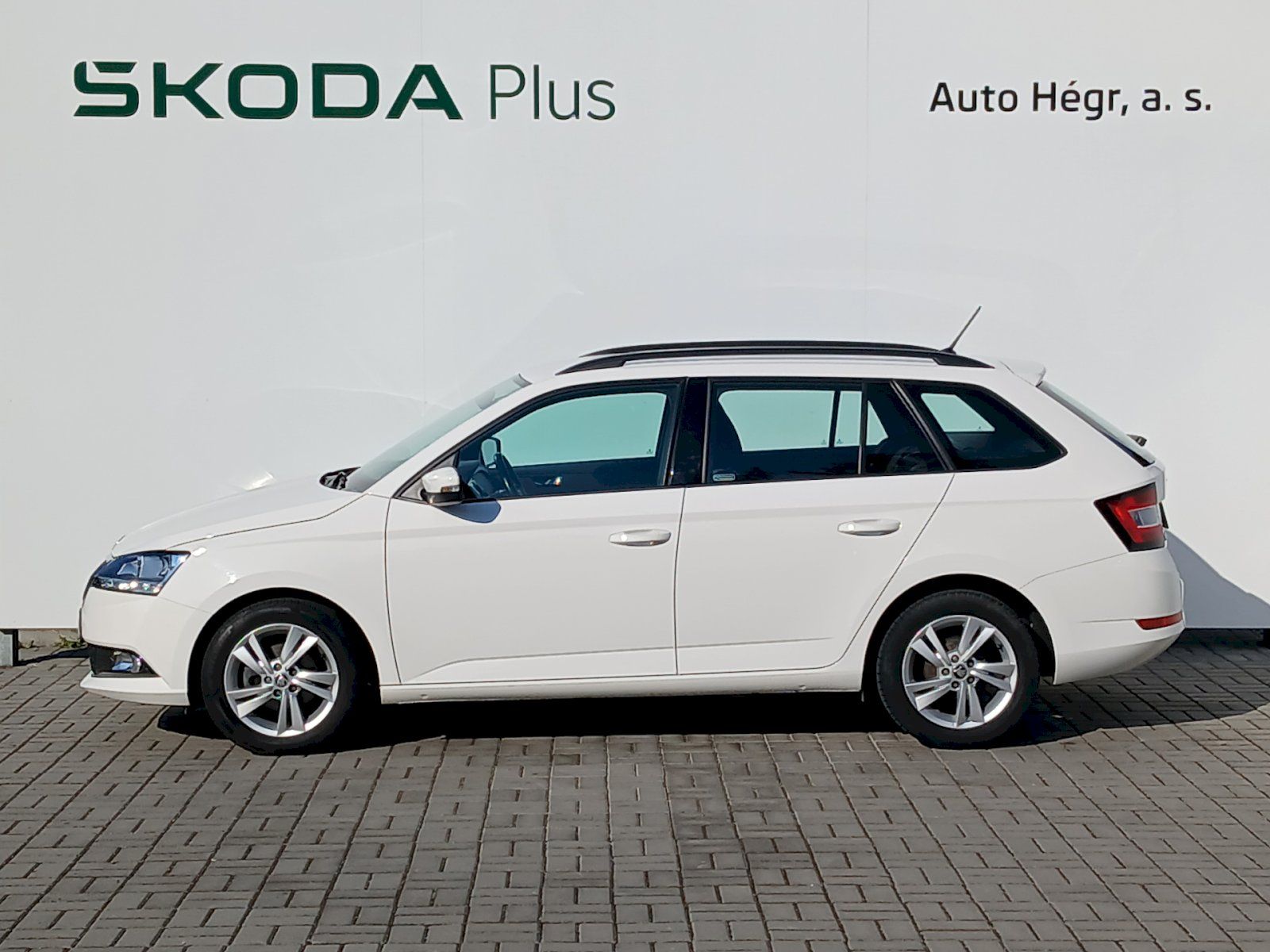 Škoda Fabia, COMBI III 1.0 TSI 70 KW AMBITI - fotka 3