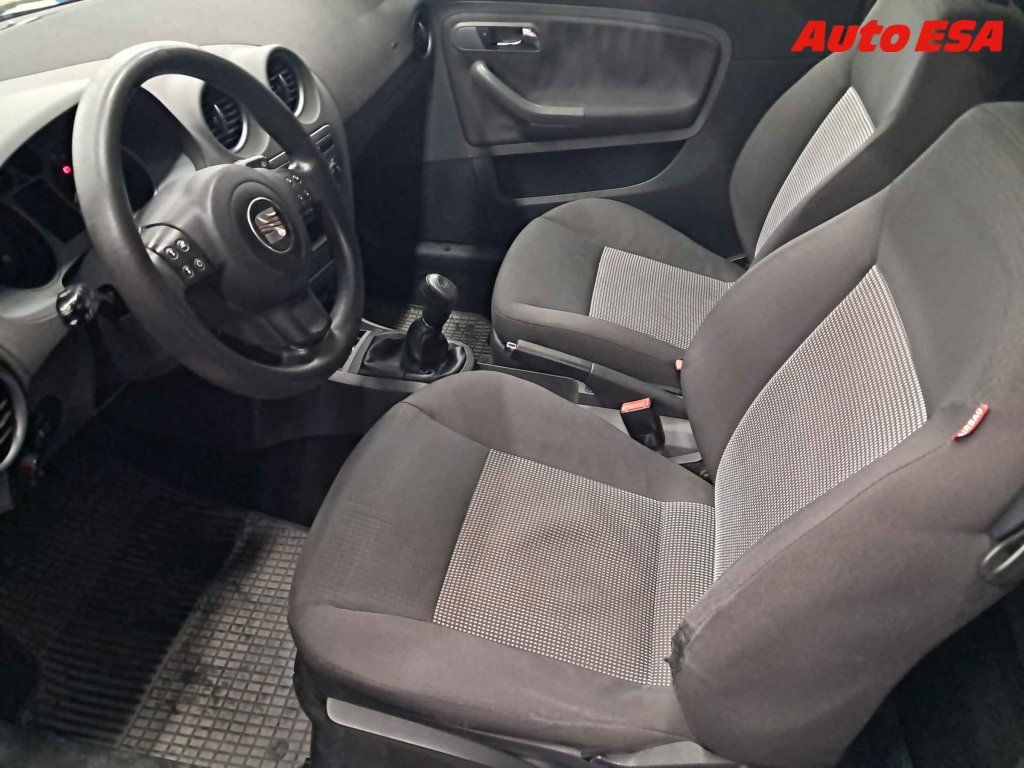 Seat Ibiza, 1.4i - fotka 3