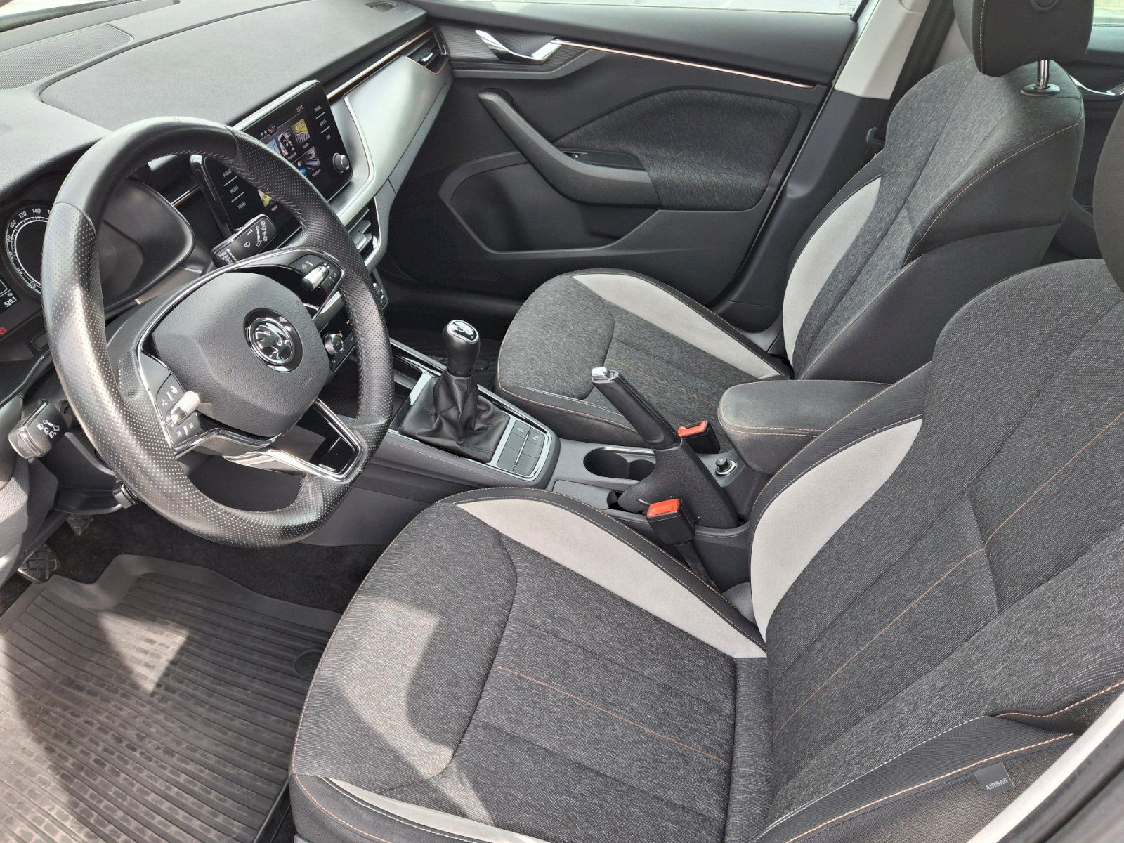Škoda Kamiq, Style 1,5TSi 110kW - fotka 6