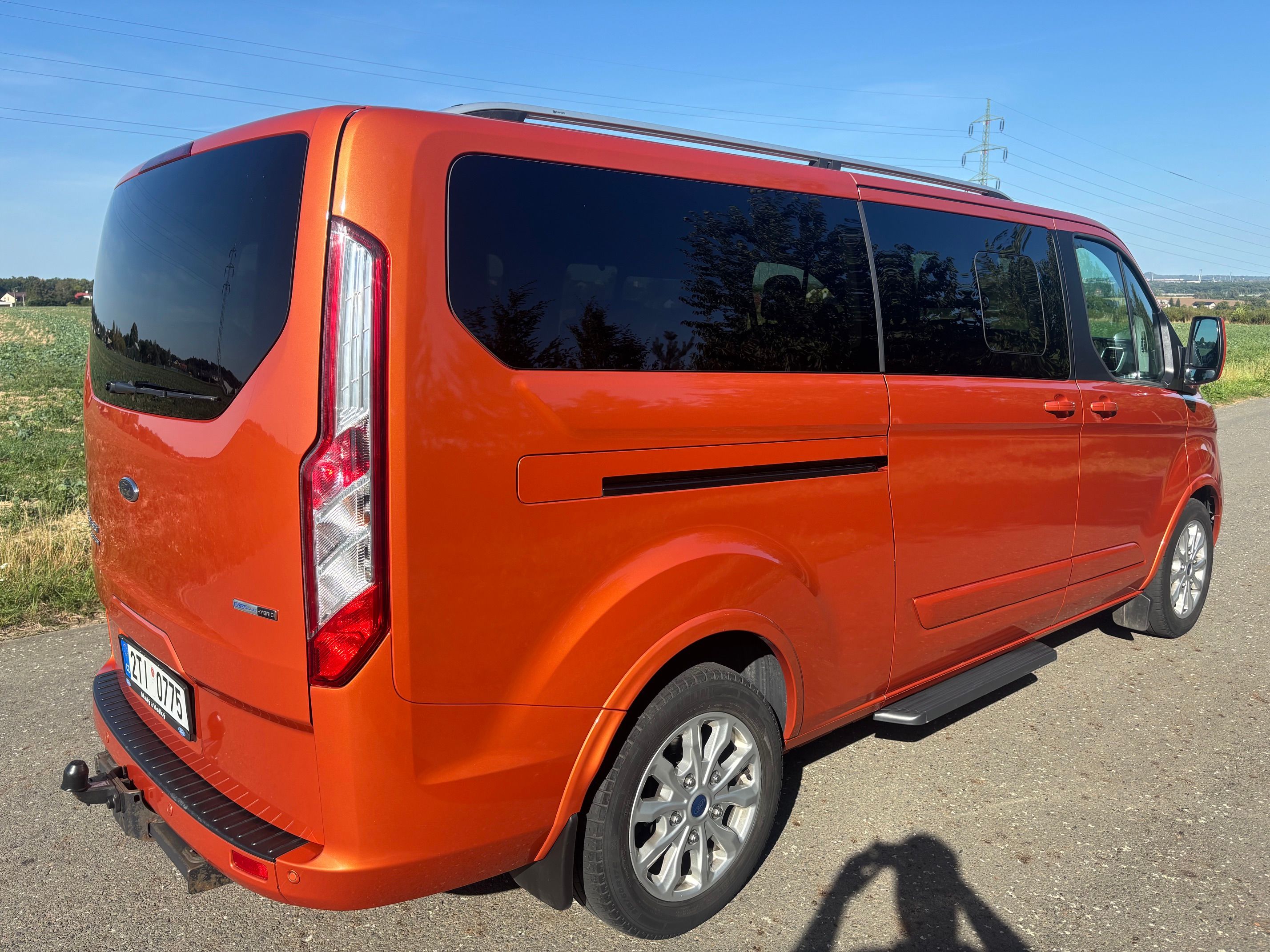 Ford Tourneo Custom, 2.0 EcoBlue 110kw L2 DPH 1.maj - fotka 4