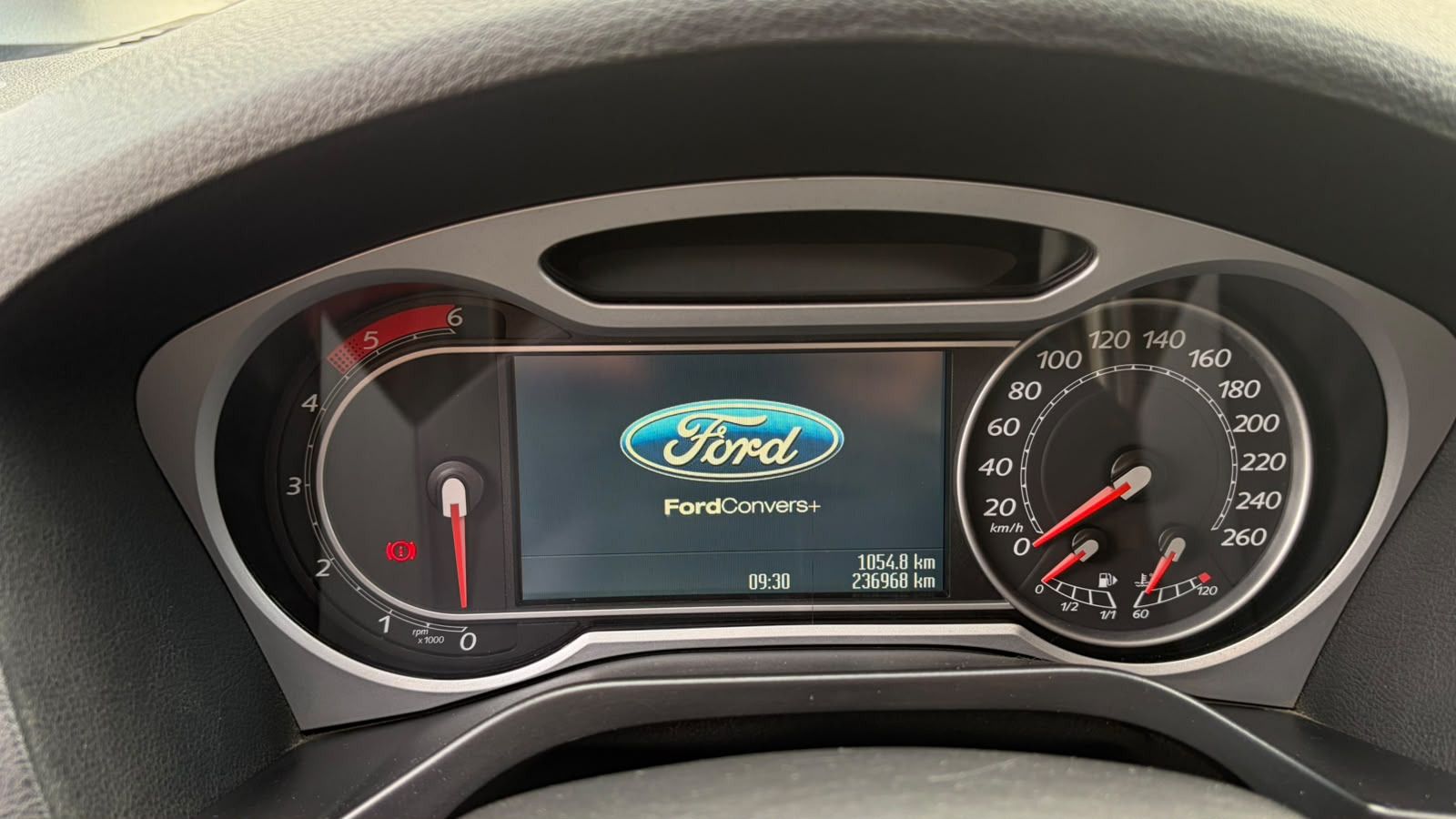 Ford S-MAX, 2.2 TDCi 129 kW | 237 000 km - fotka 4
