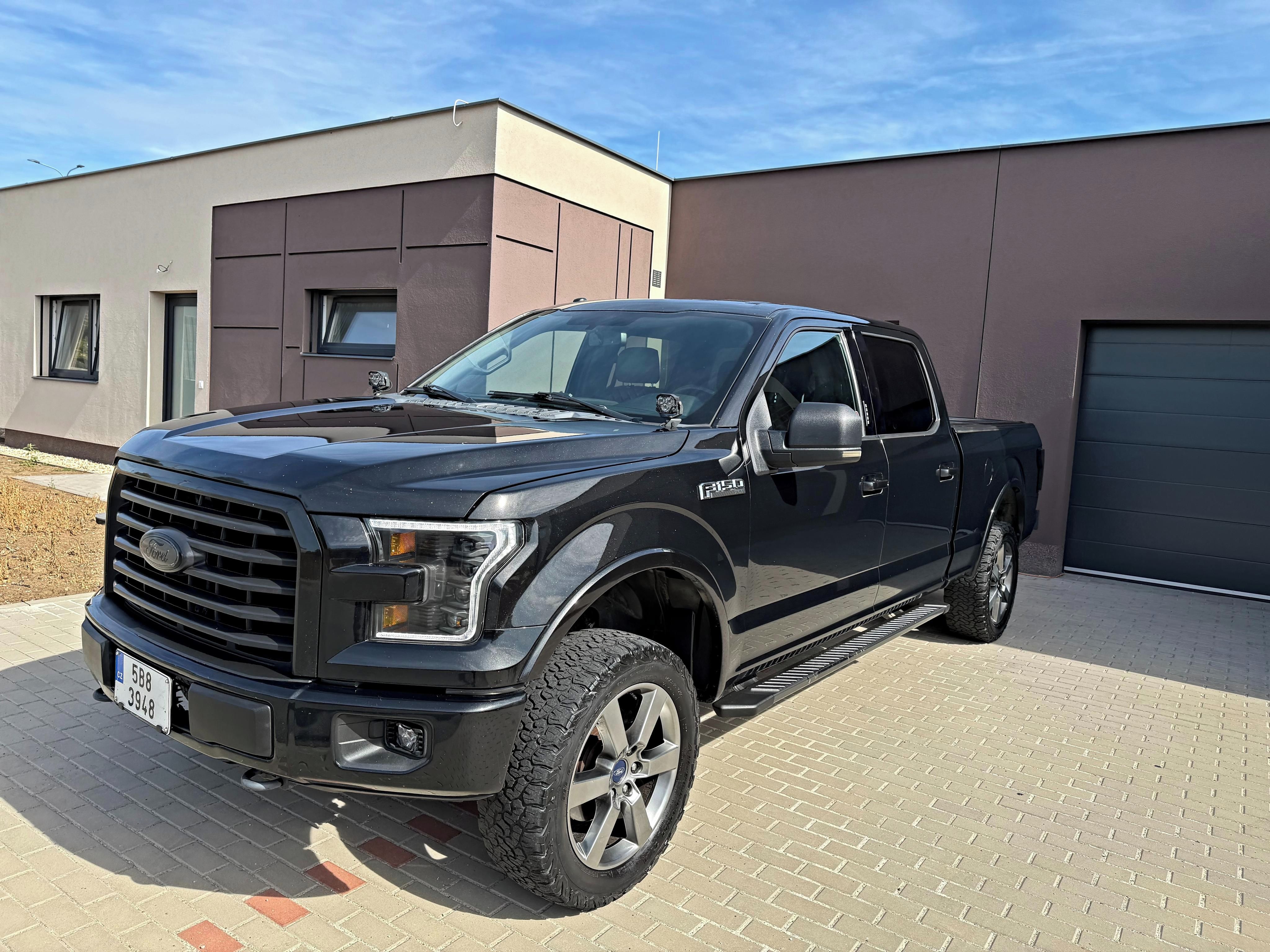 Ford F-150, XLT, double cab, DPH, 2x kola