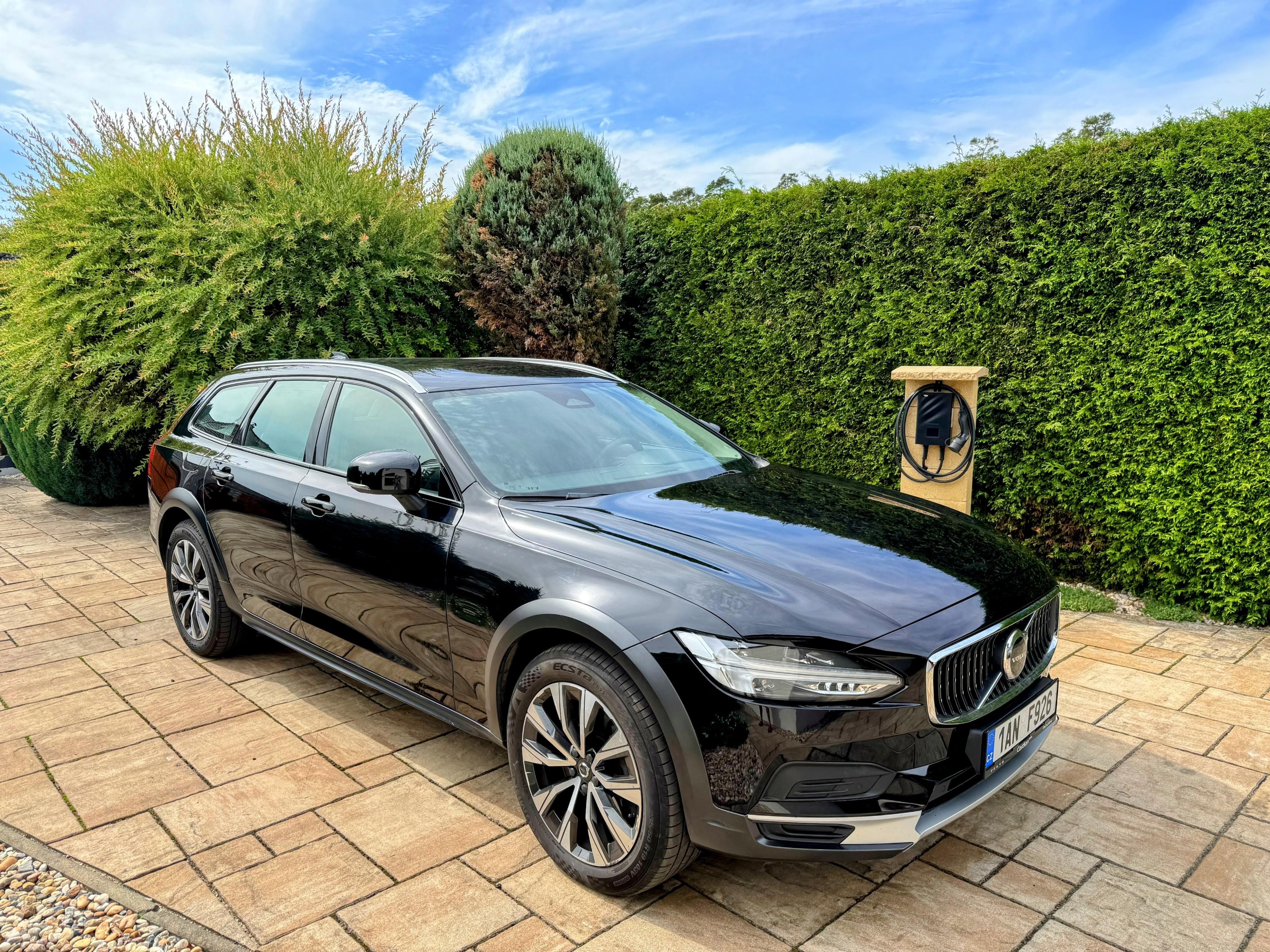 Volvo V90, Cross Country 4/2024 , 59680km