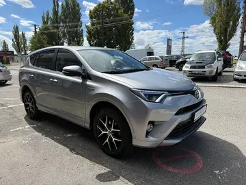 Auto 8