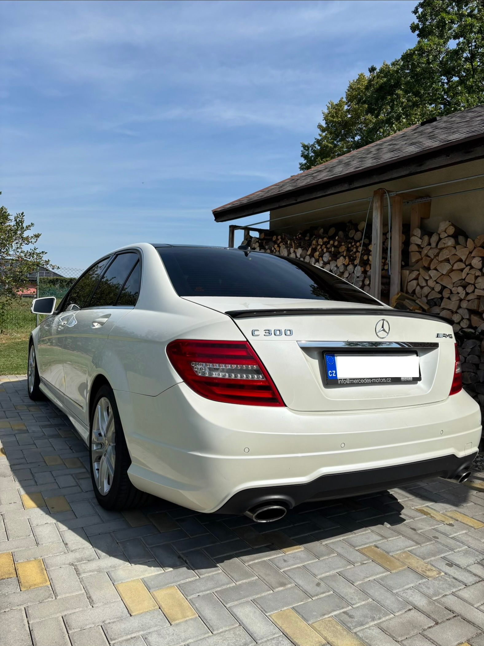 Mercedes-Benz Třídy C, C300 CDI V6 (W204), 4MATIC AMG - fotka 5