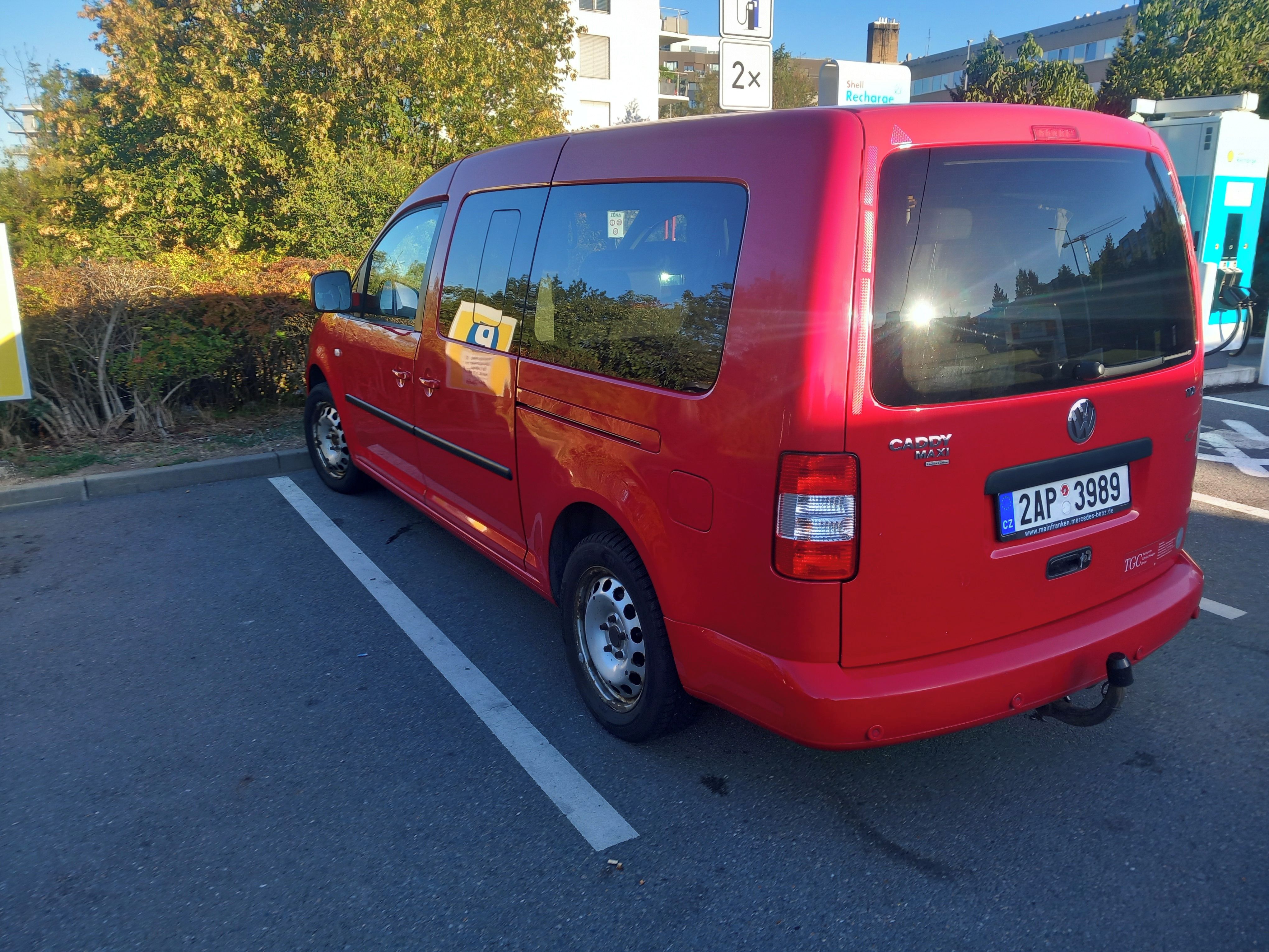Volkswagen Caddy, 1.9 TDI, DSG, 7 míst - fotka 4