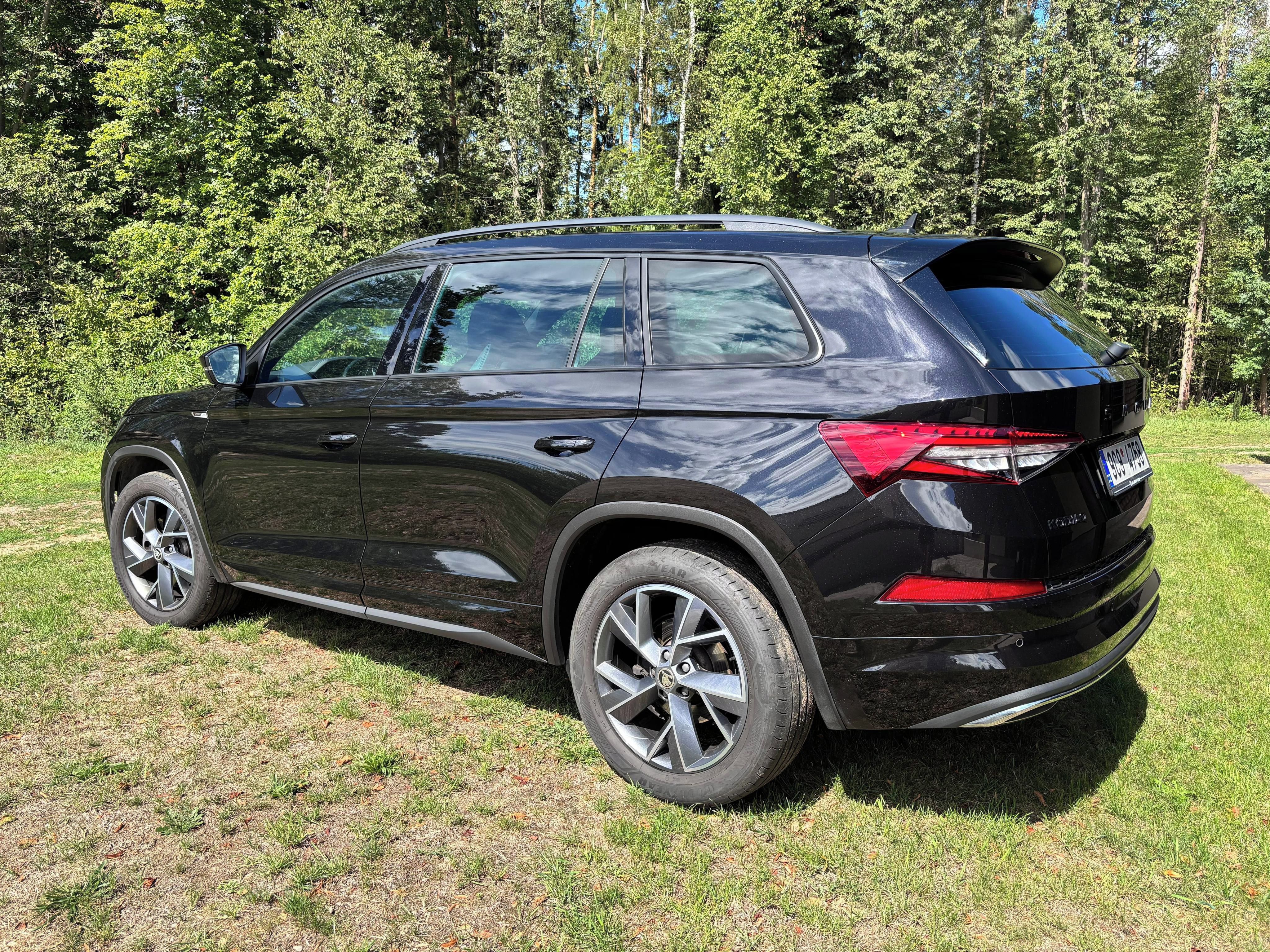 Škoda Kodiaq, 2,0 TDI, 147 kW, 4x4 SPORTLINE - fotka 4
