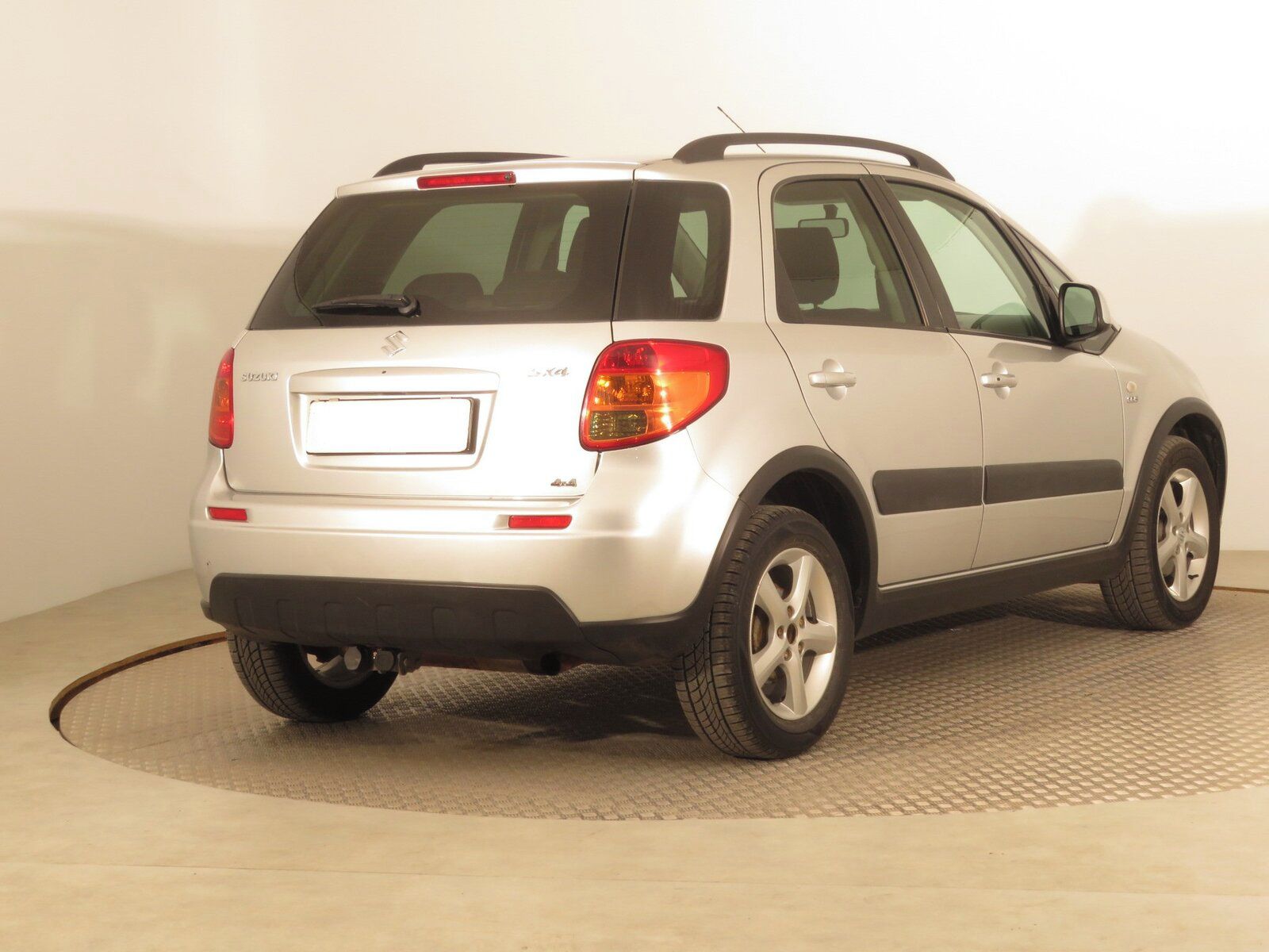 Suzuki SX4, 1.9 DDiS, 4X4, Serv.kniha - fotka 5