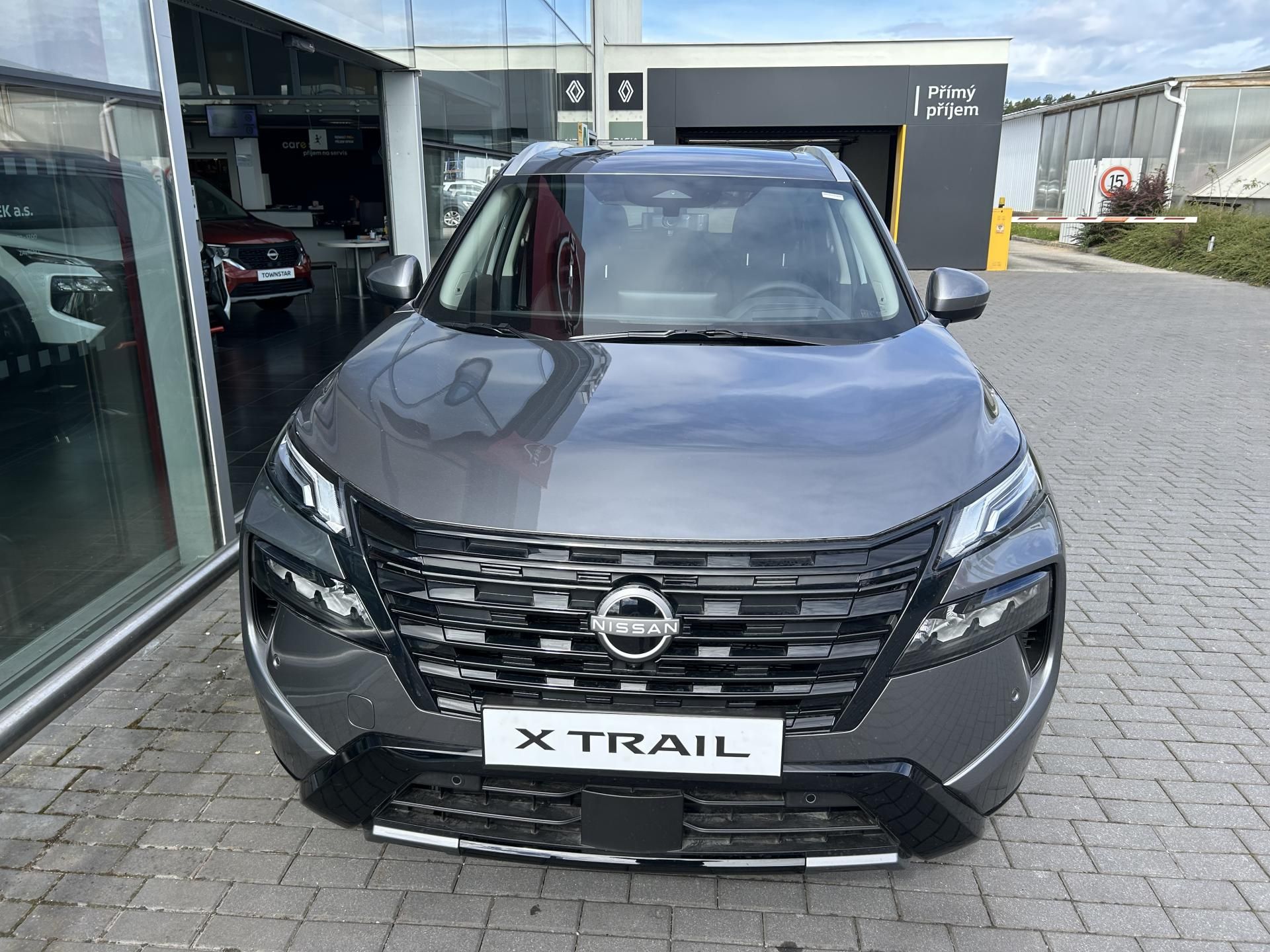 Nissan X-Trail, E-POWER 213HP 4x4 Tekna + Bose - fotka 2