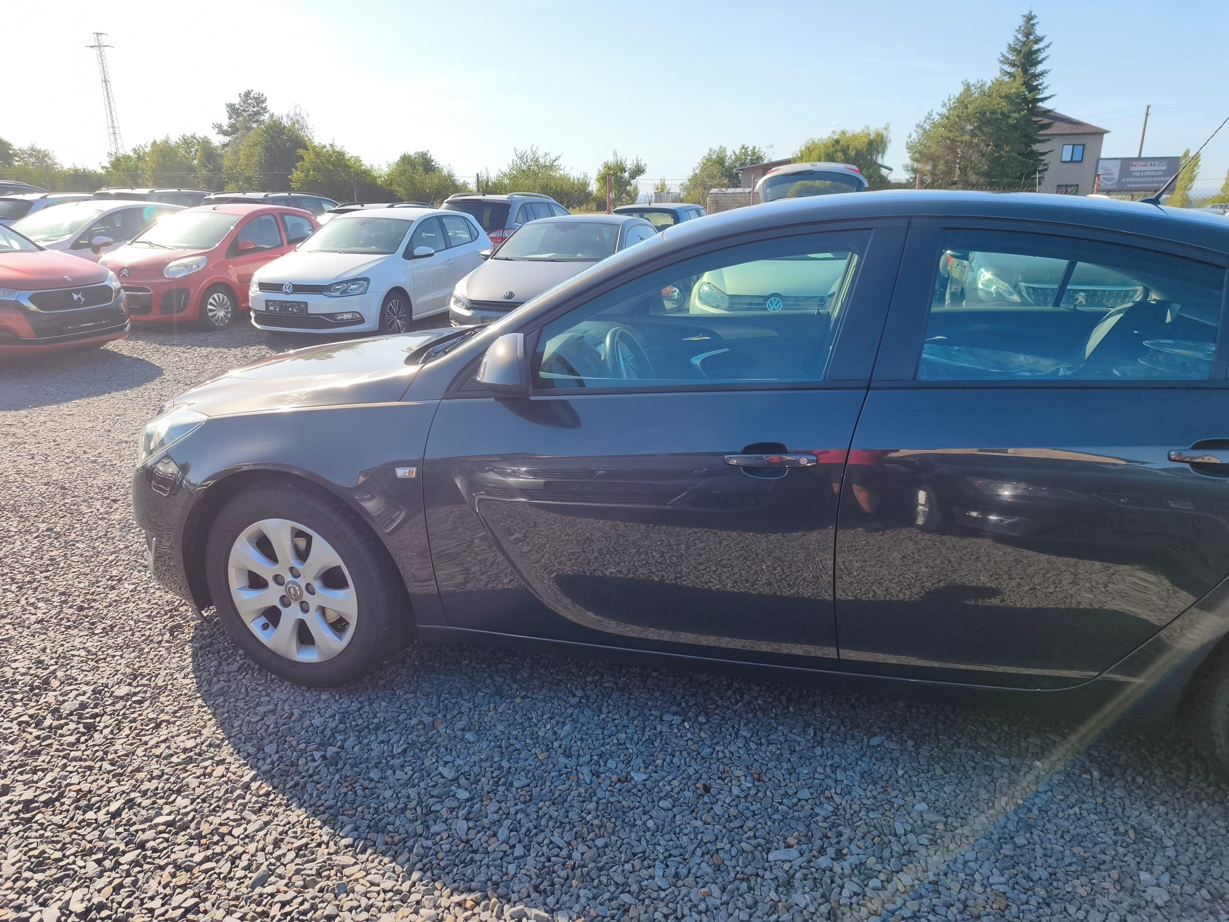 Opel Insignia, 1.8i Klima, Výhřev. sed. - fotka 2