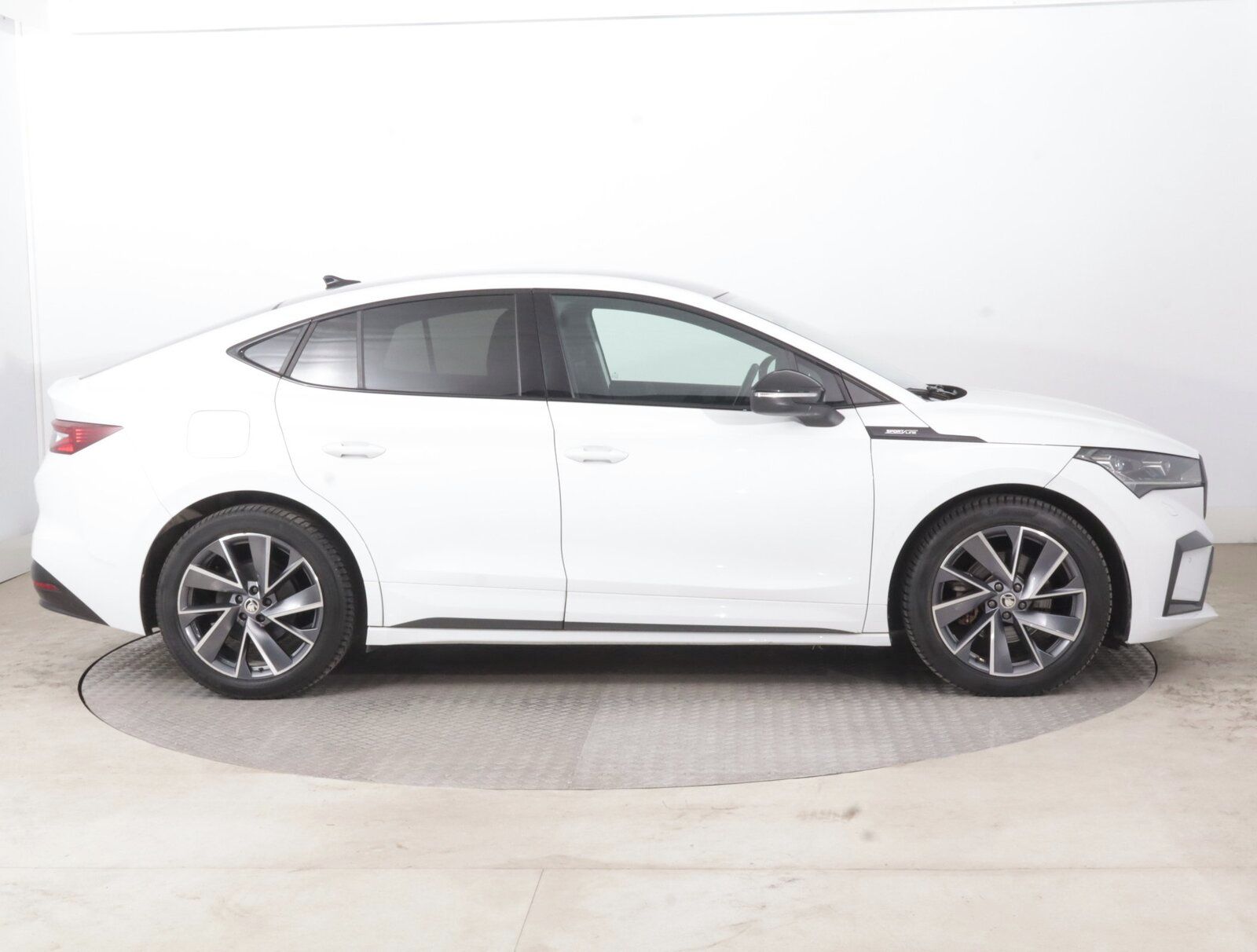 Škoda Enyaq Coupé, iV 80 (82 kWh), SoH 96% - fotka 6