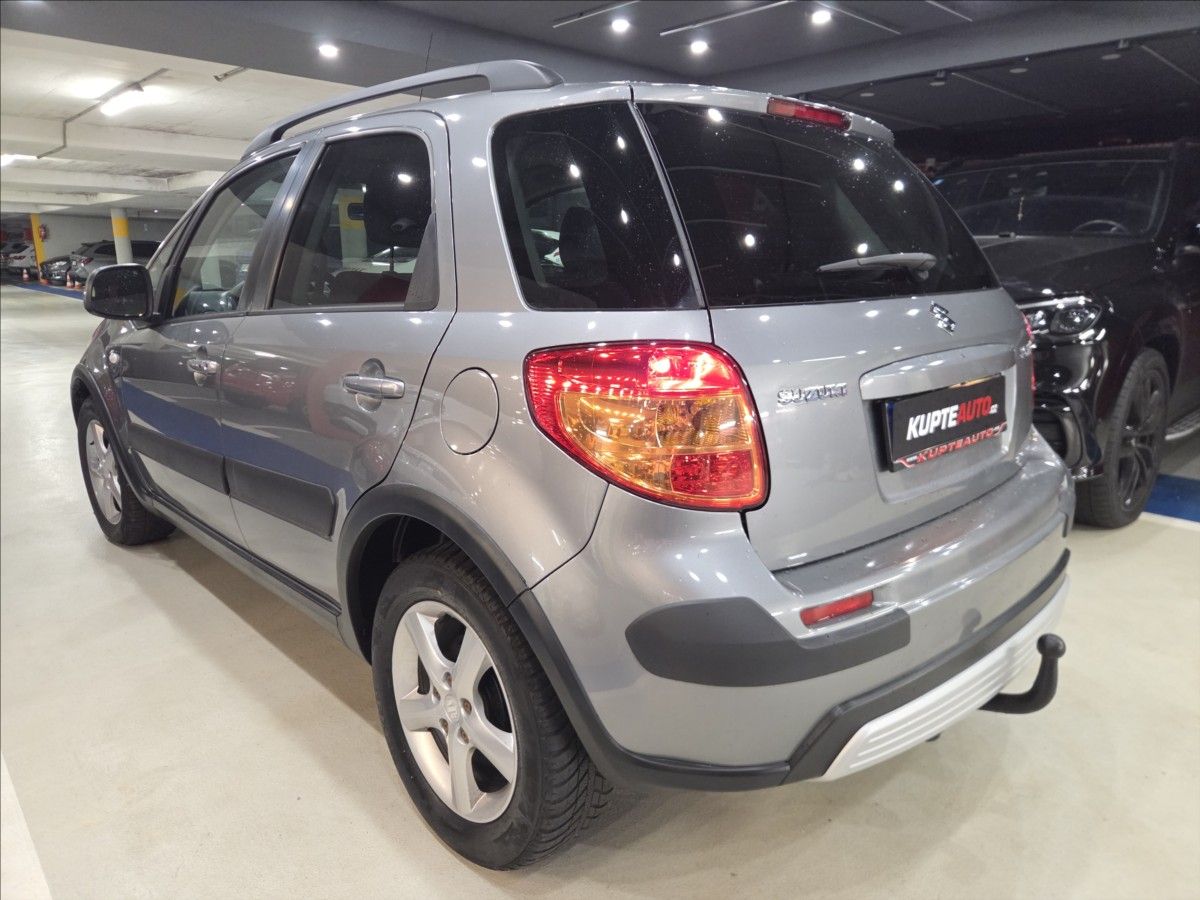 Suzuki SX4, 1,6 i - Výhřev sedadel  AUTOMA - fotka 5