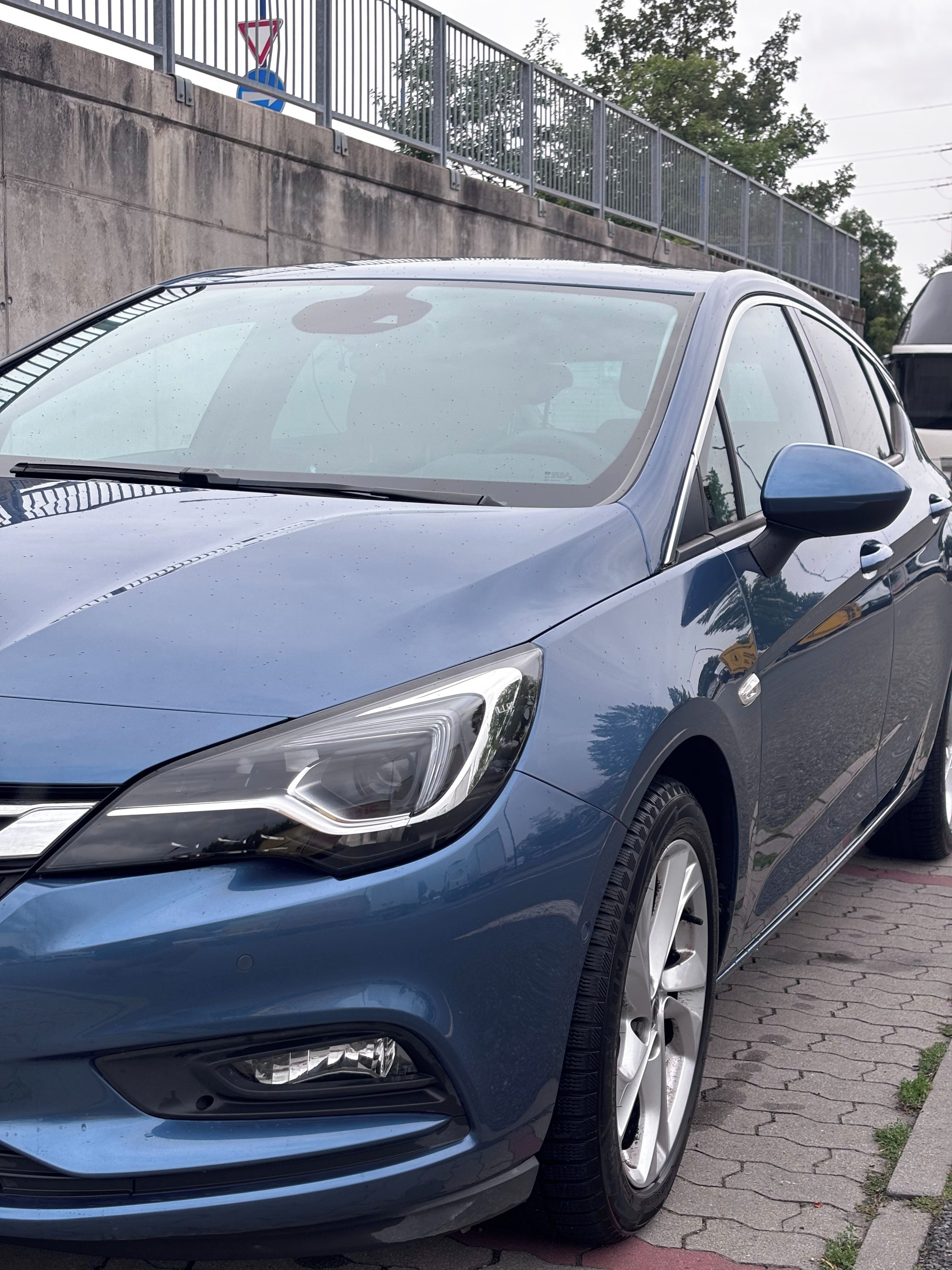 Opel Astra, Opel Astra 1.4 Turbo 110 KW - fotka 2
