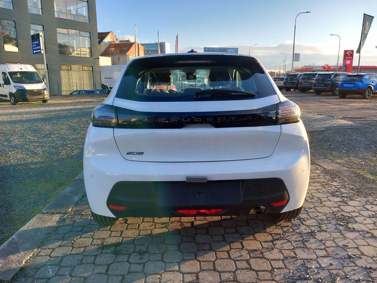 Peugeot 208, BUSINESS Hybrid 110 e-DCS6 - fotka 6