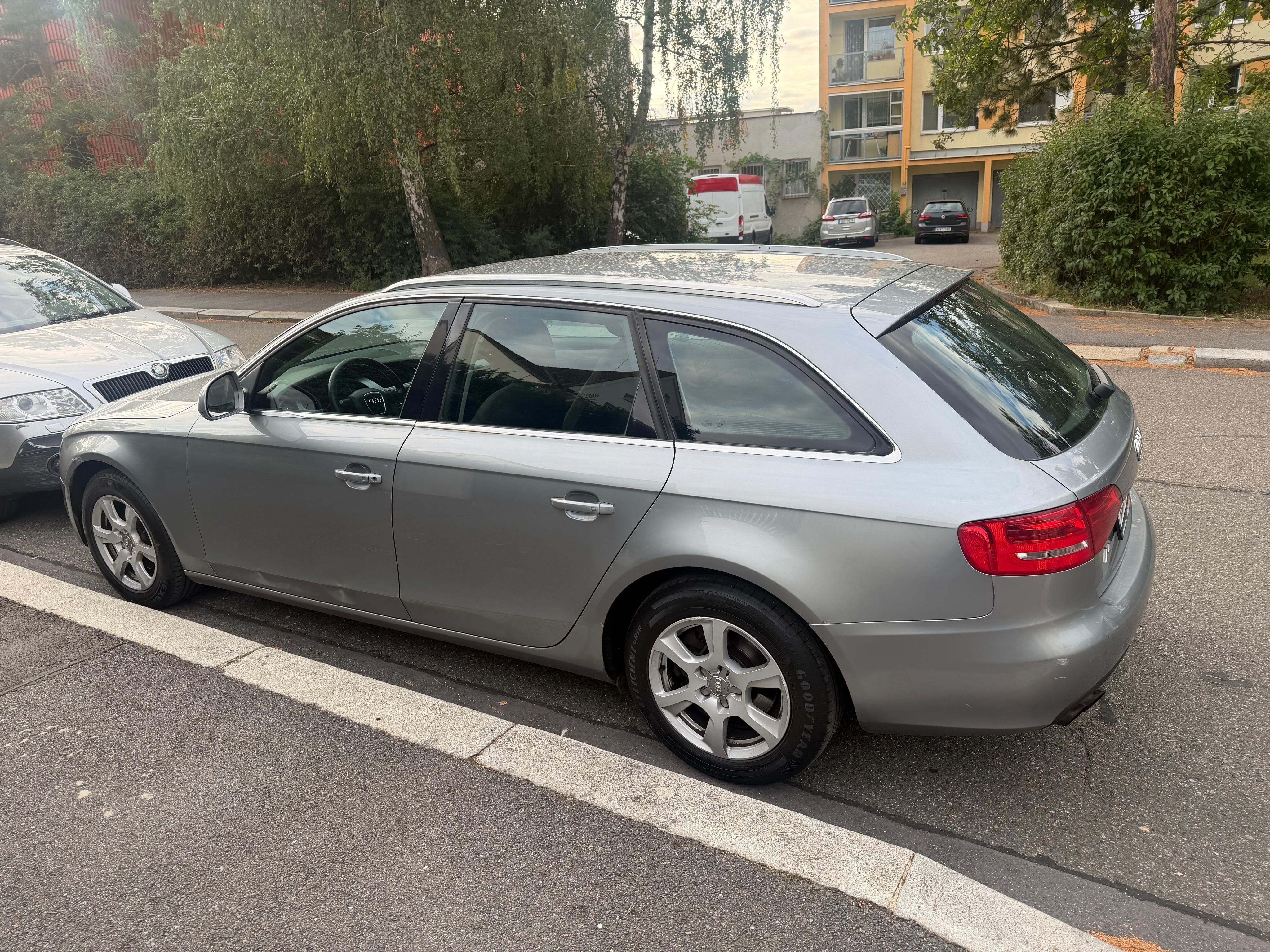 Audi A4, 1,8benz,6rychl,STK,velmi ok - fotka 3