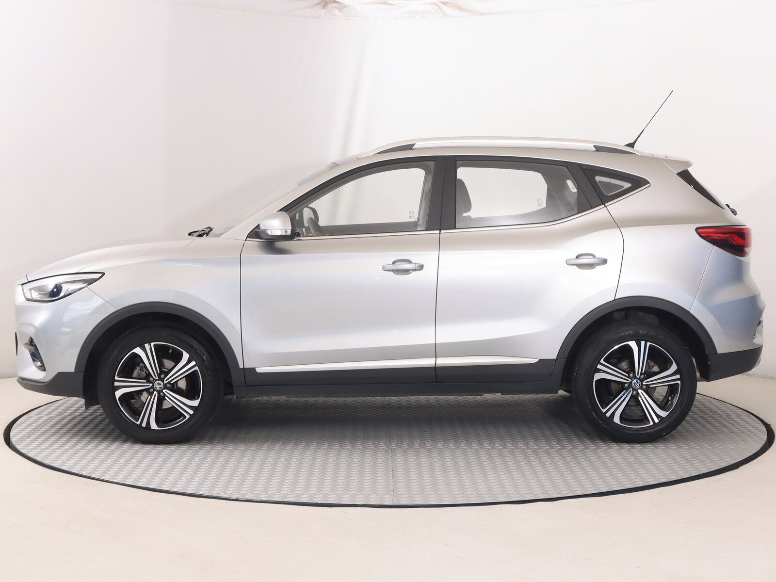 MG ZS, 1.5, Essential Plus - fotka 3